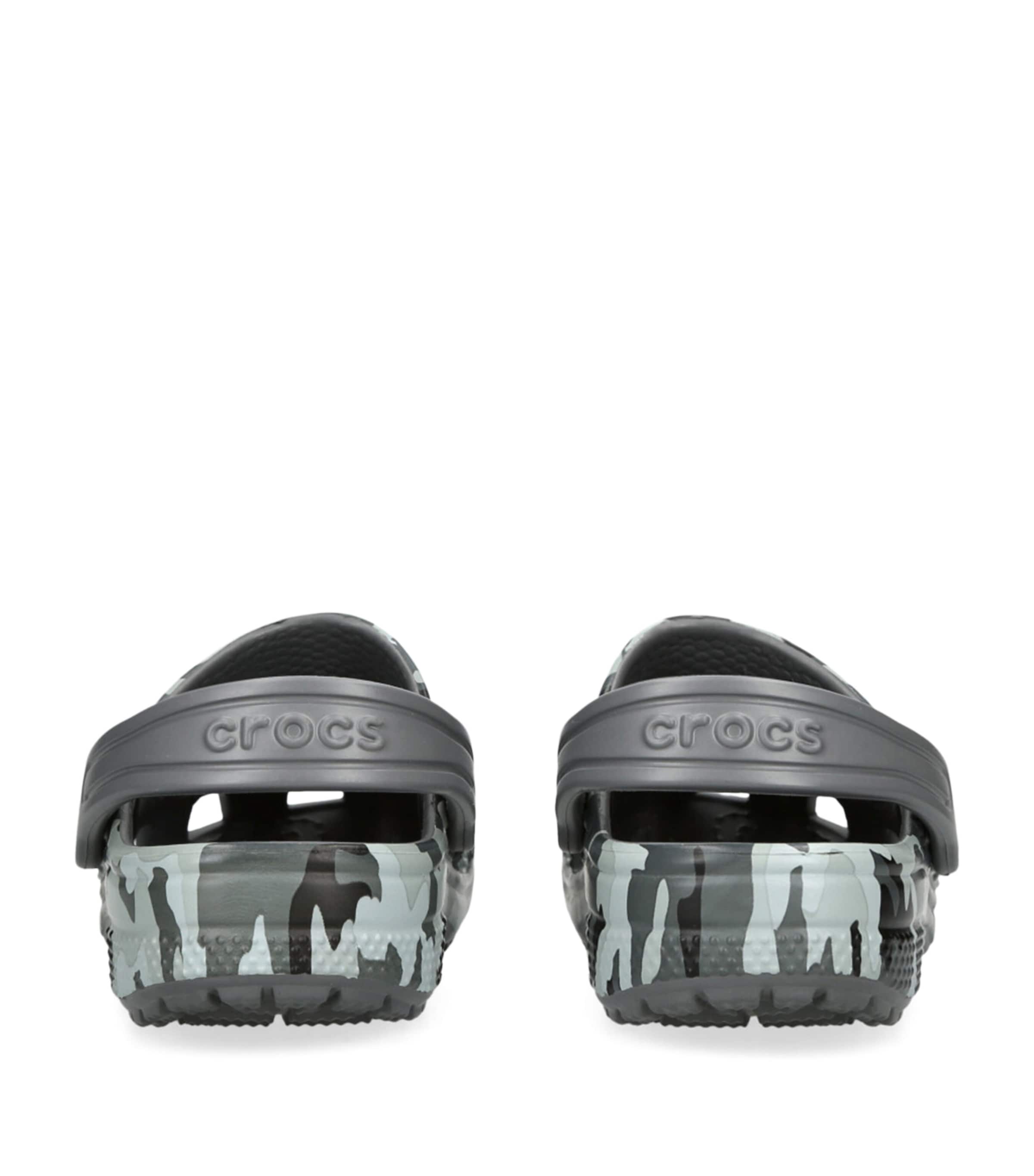 CROCS KIDS Classic Camouflage Clogs Blk/grey Image 2