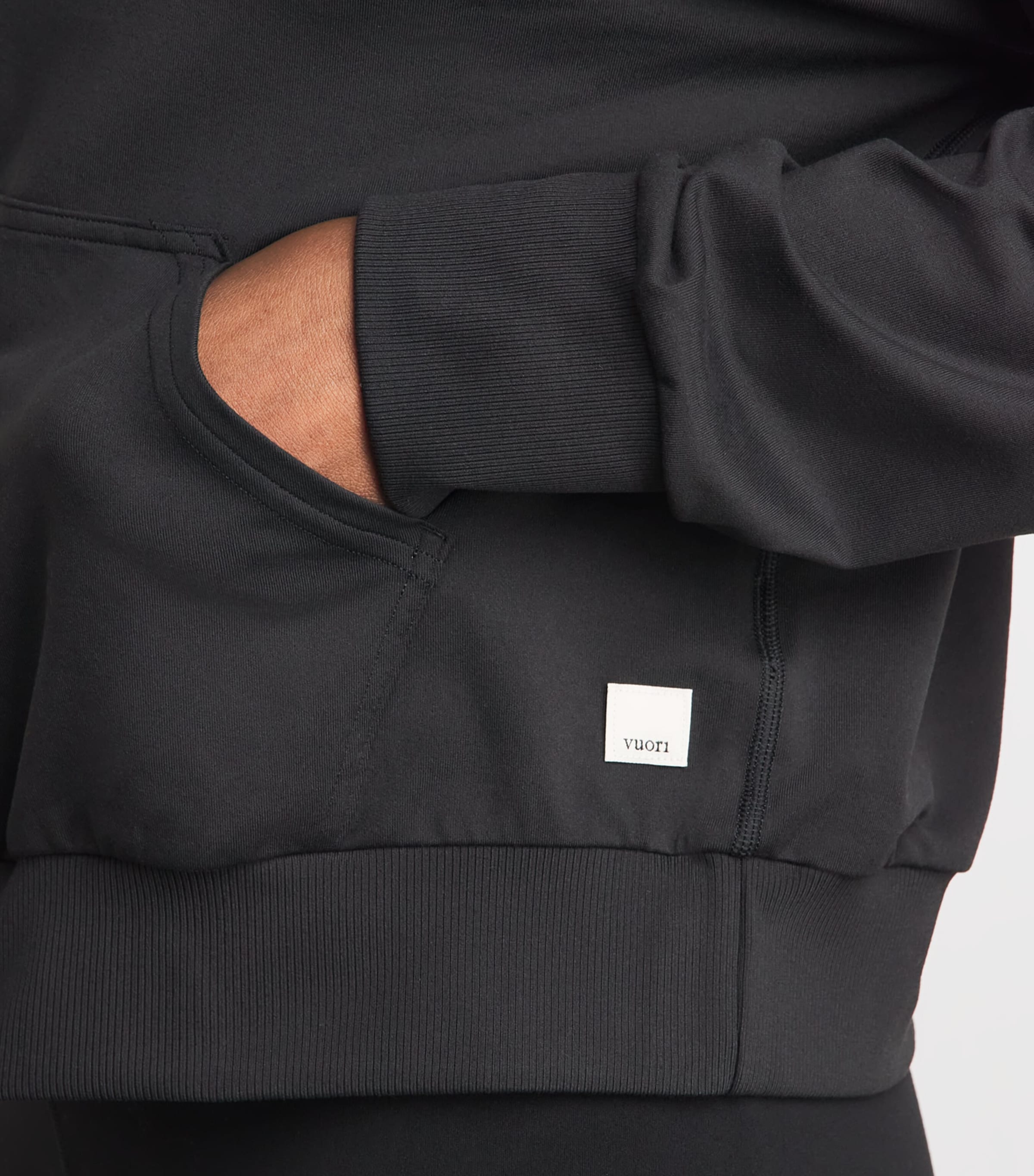 VUORI Womens Halo Cropped Hoodie Tbk True Black Image 3