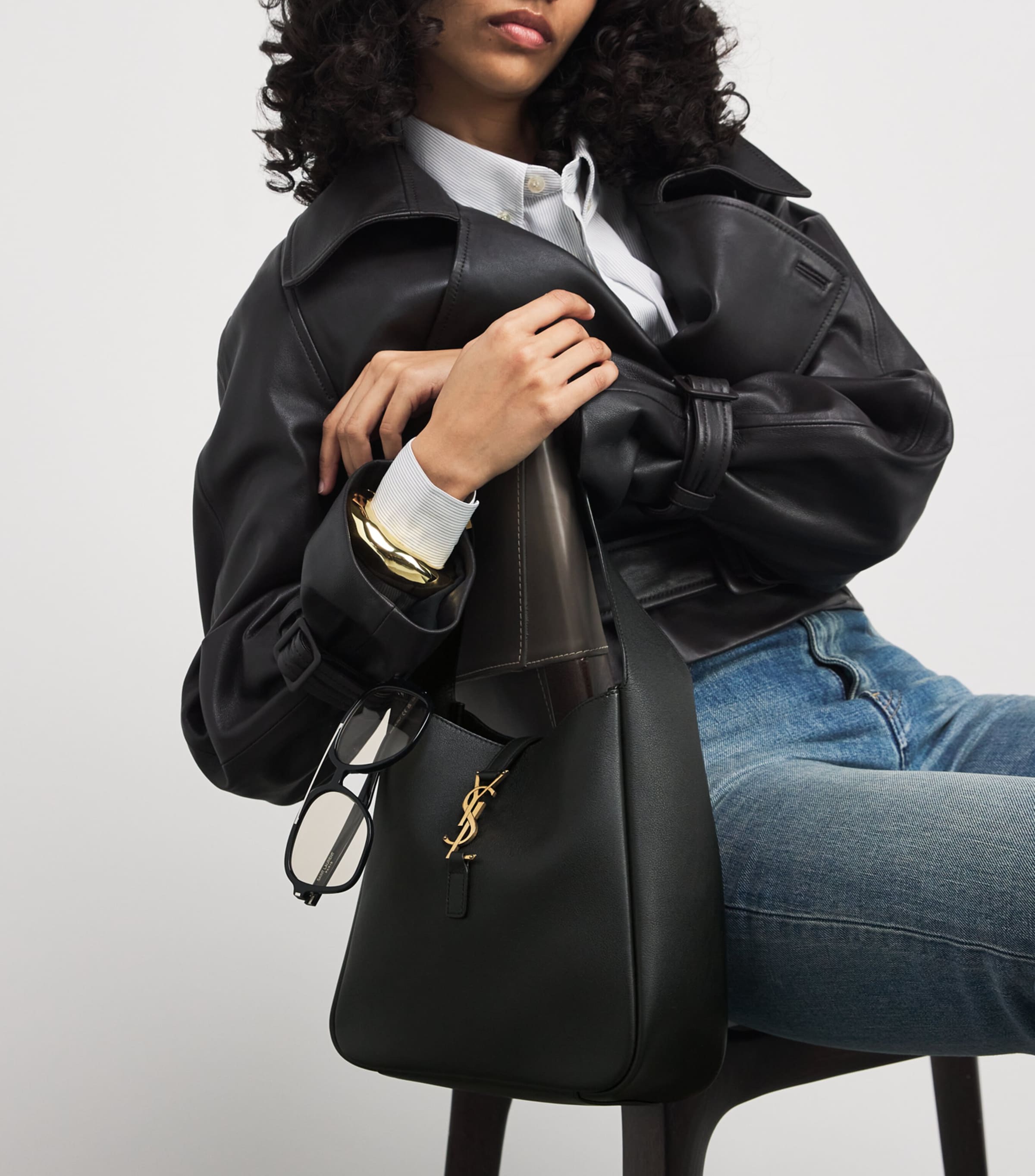 国内発送★Saint laurent★ロゴ Le 5 a 7 スモールバッグ 三越伊勢丹 | SAINT LAURENT/サンローラン_women通販 | LE 5 À 7