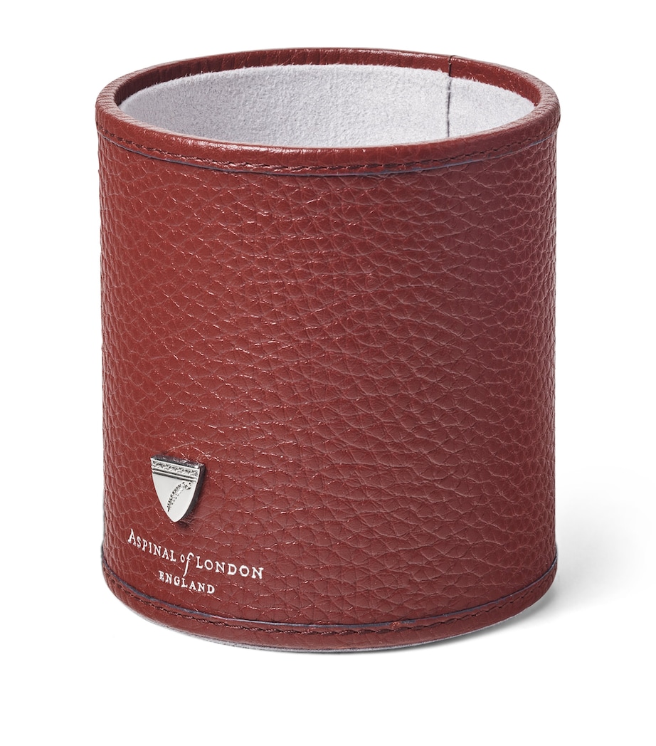 Round Pen Pot MERLOT Image 2