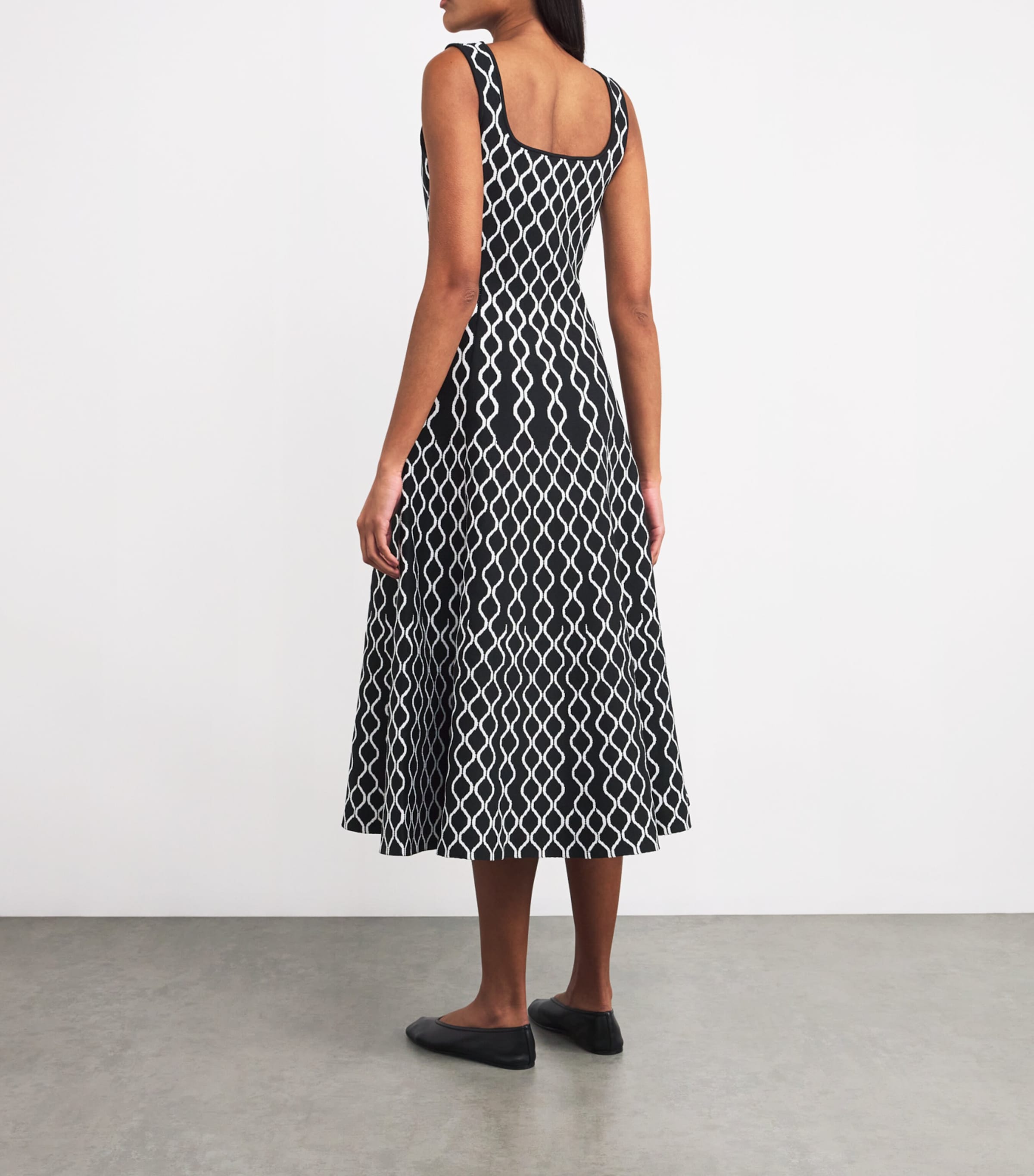 Jacquard Knit Midi Dress BLACK / WHITE Image 3