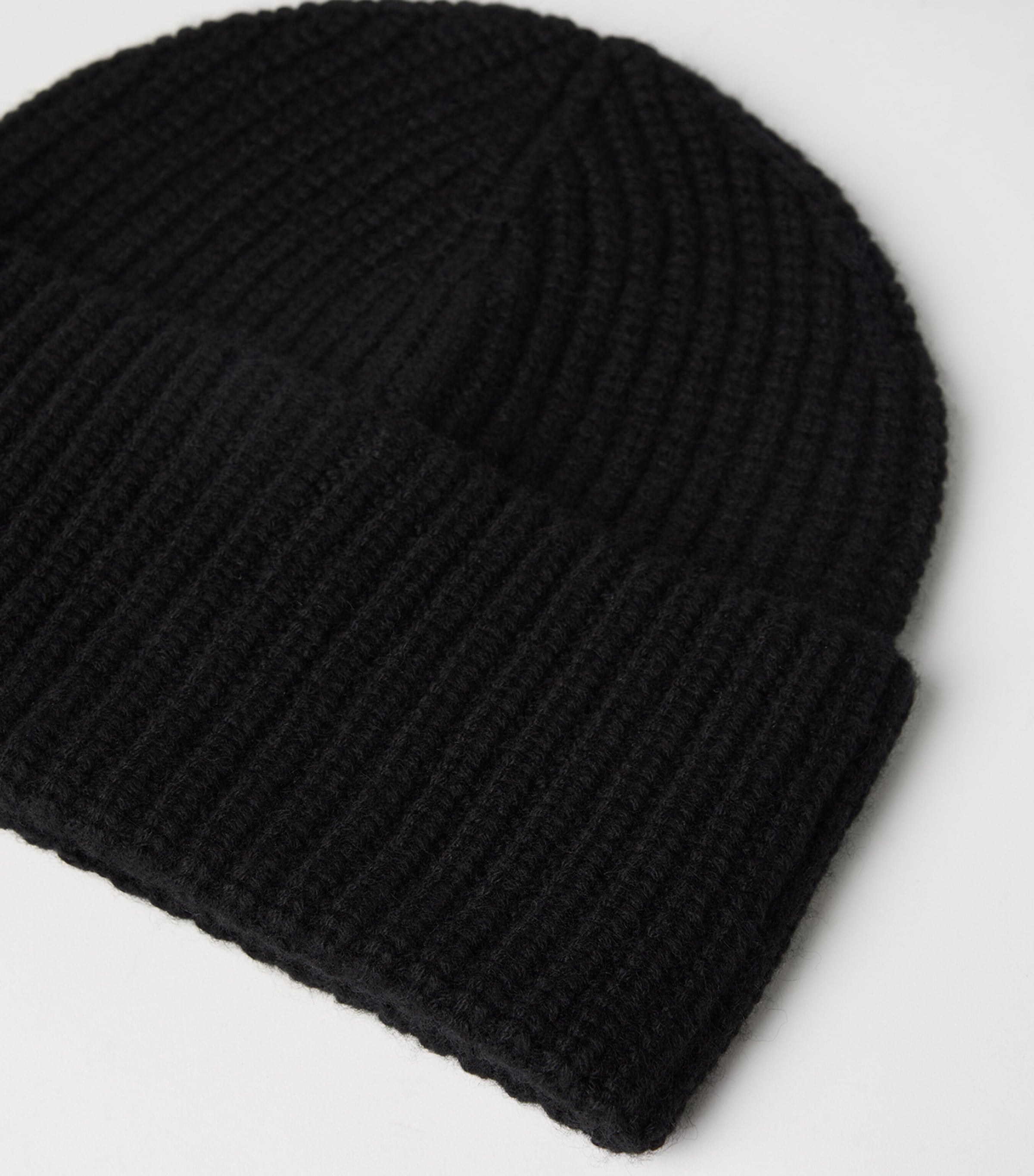 Cashmere Rib-Knit Beanie C101 Image 2