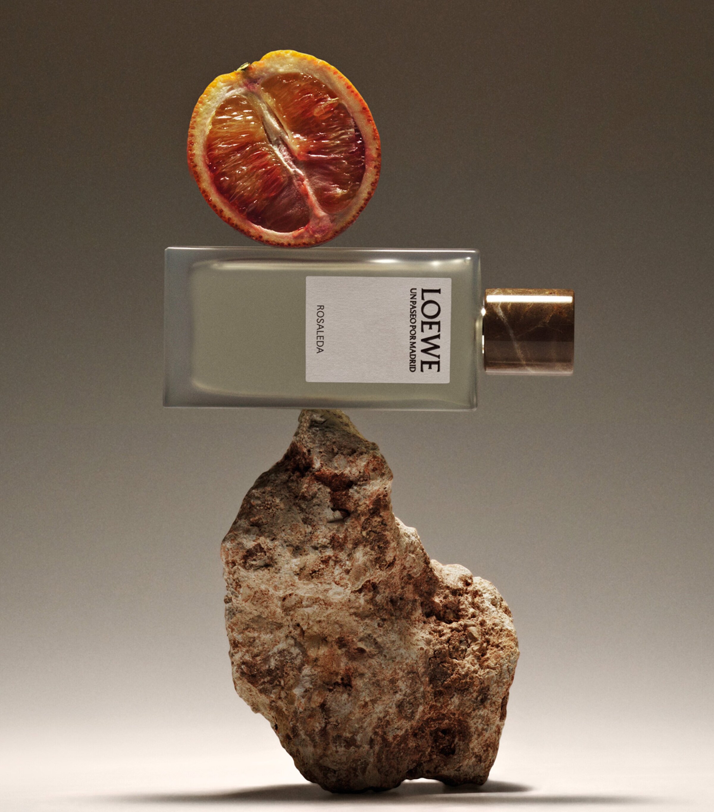 Un Paseo Por Madrid Rosaleda Eau de Parfum (150ml) NO COLOUR Image 4