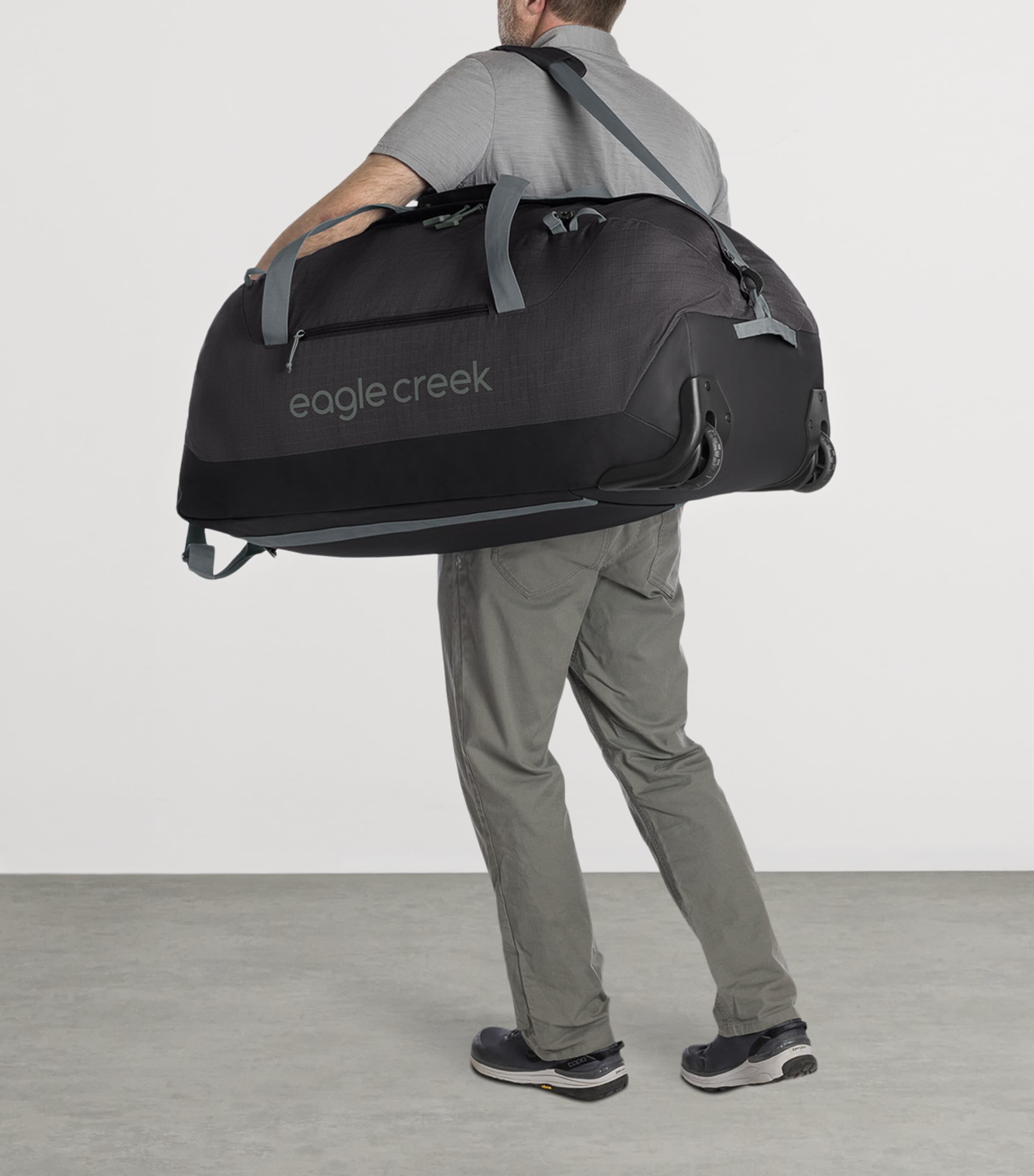Eagle Creek Black 130L No Matter What Wheeled Duffle Bag | Harrods UK