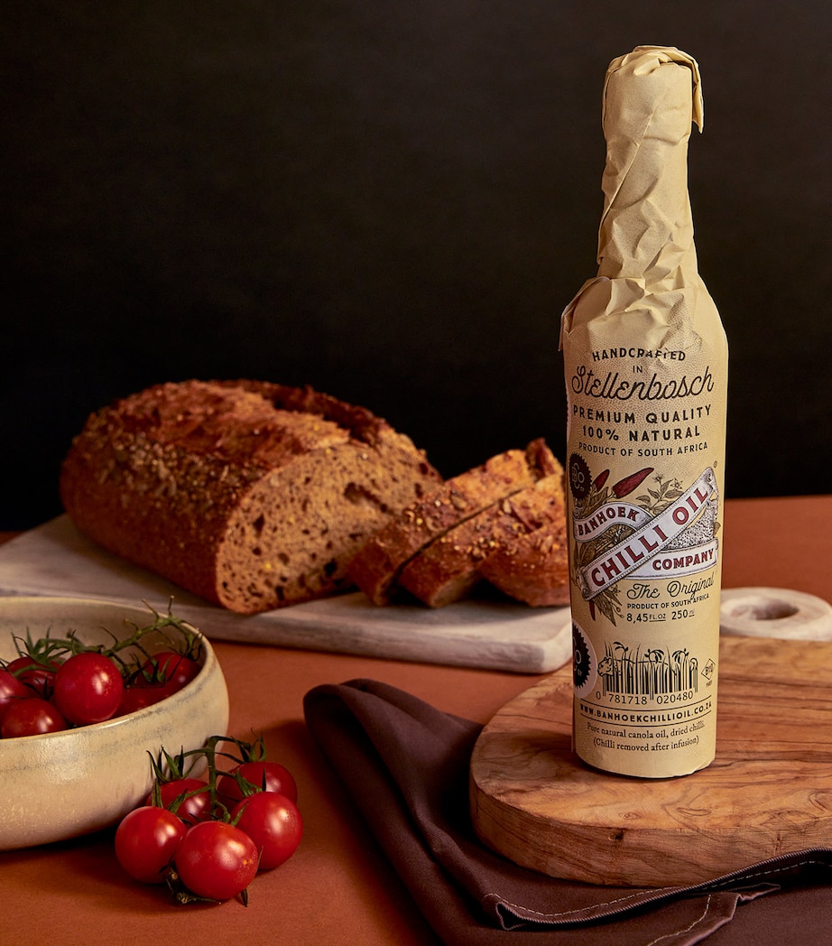 Banhoek Chilli Oil in Paper Wrapping (250ml) NO COLOUR Image 2