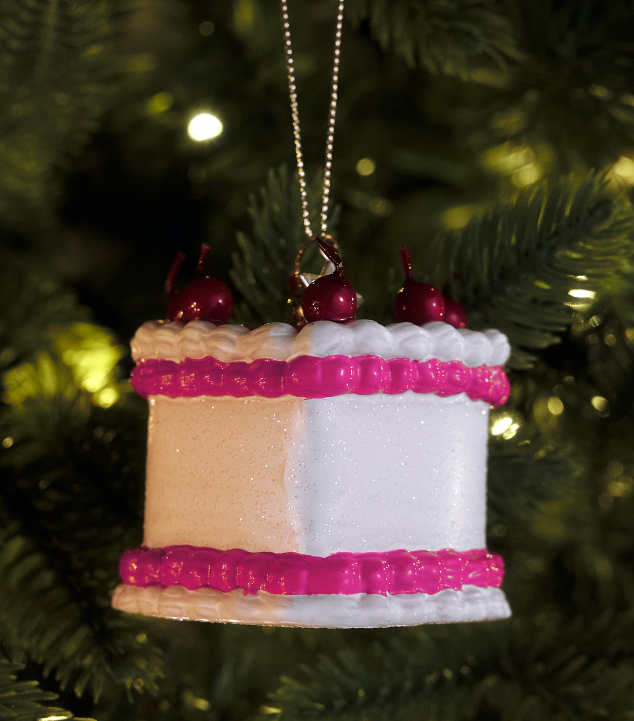 Harrods Heart-Shaped Cake Tree Decoration Pink Image 3