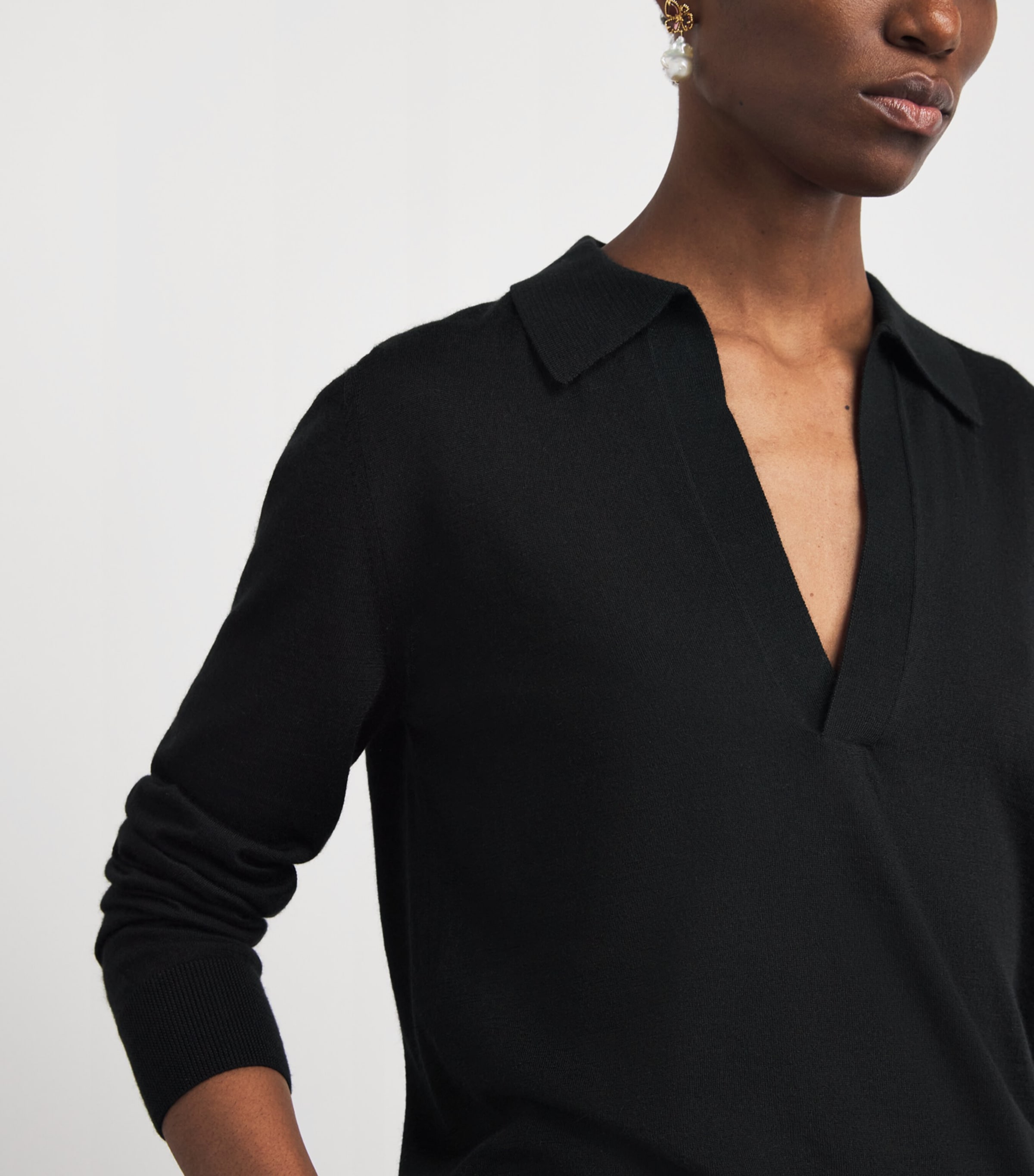 Brioni Womens Cashmere-Silk V-Neck Sweater Image 3