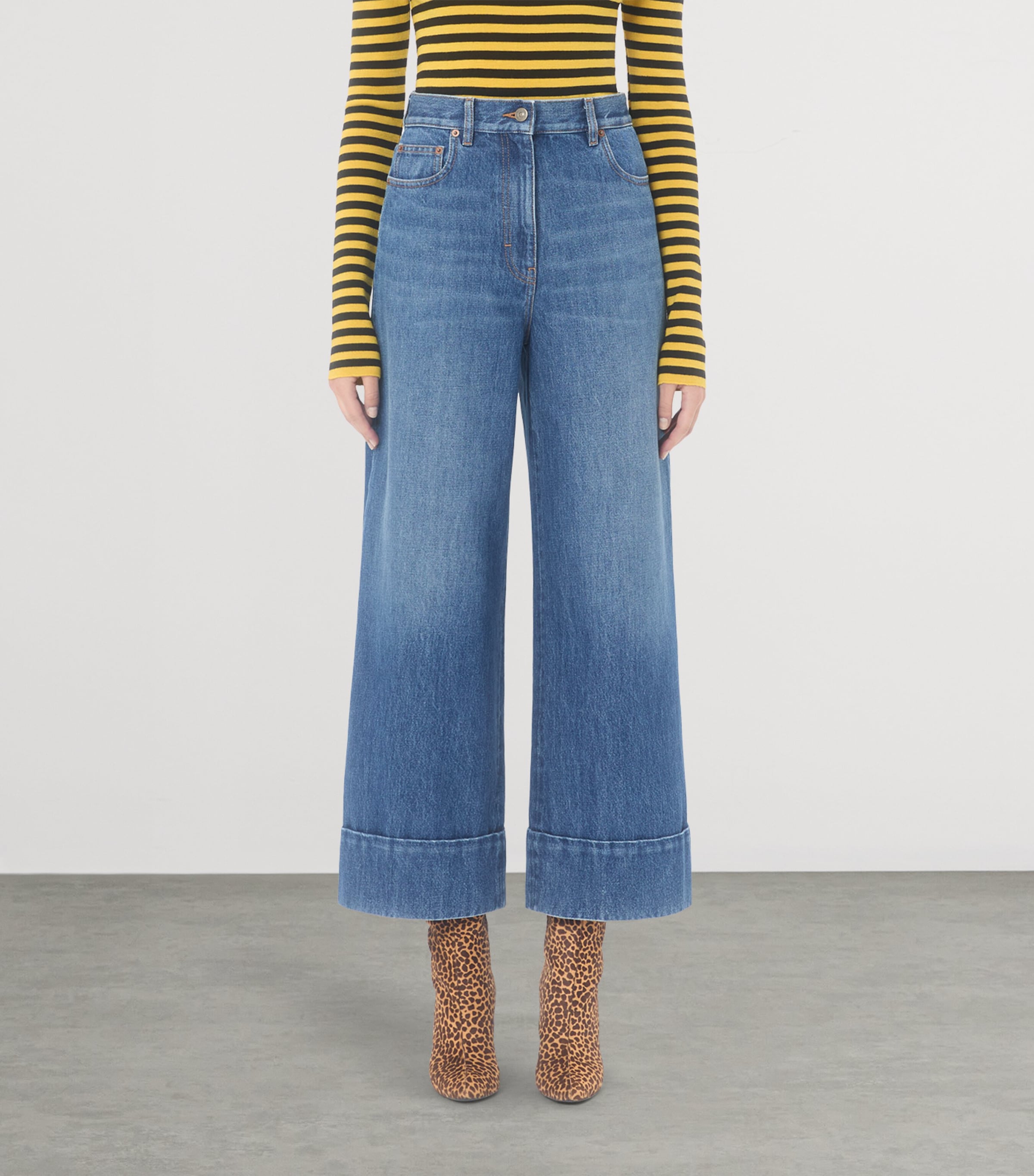 Wide-Leg Jeans 558 Image 2