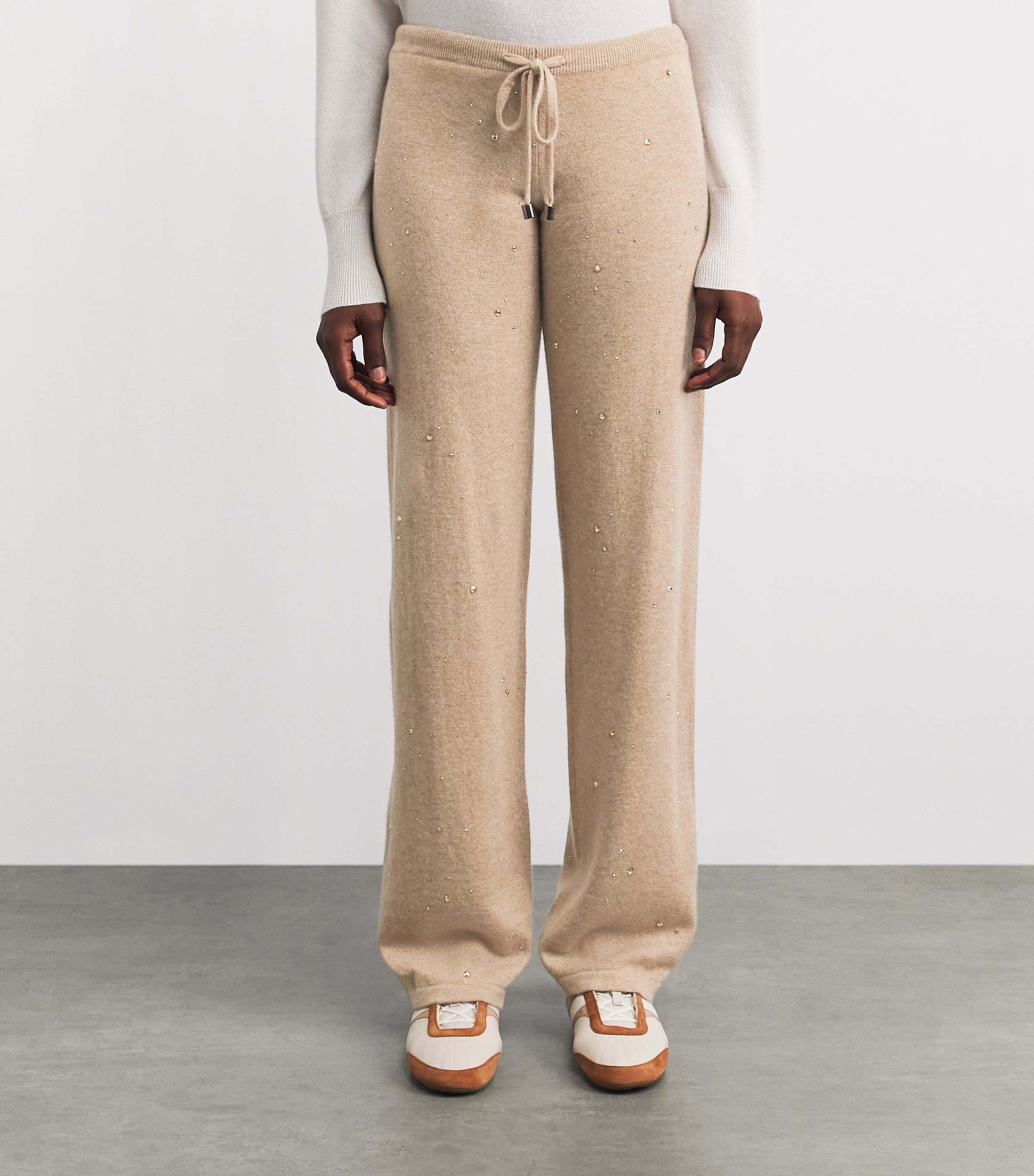 William Sharp Womens Cashmere Crystal-Embellished Sweatpants Mid Brwn Gldn Shdw Image 4