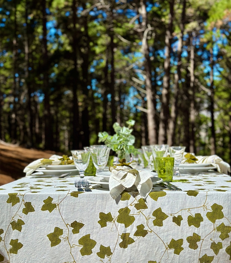 Linen Ivy Napkin (50cm x 50cm) GREEN Image 4