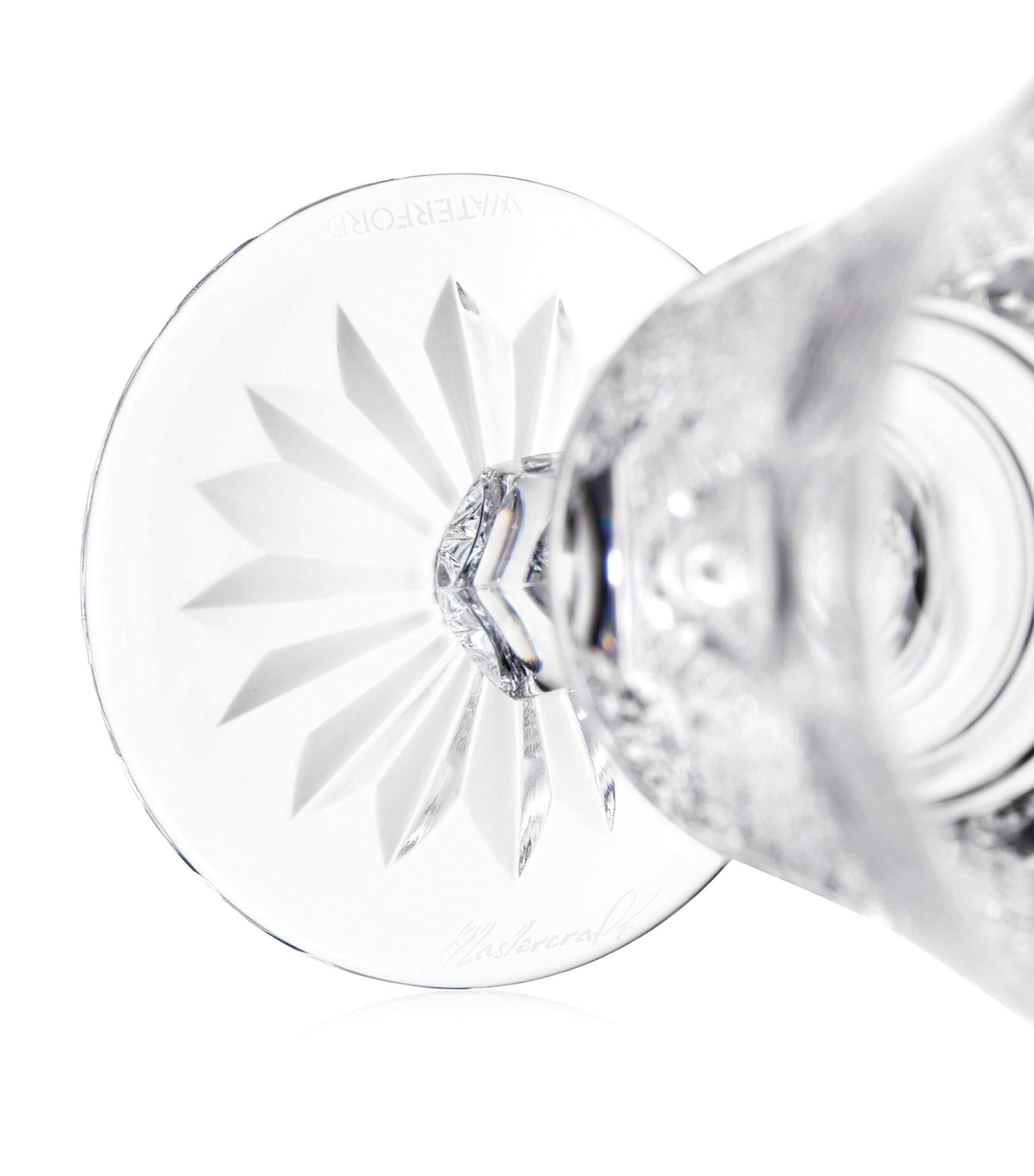 Set of 4 Crystal Hibernia Mastercraft Wine Glasses (280ml) CLEAR Image 3