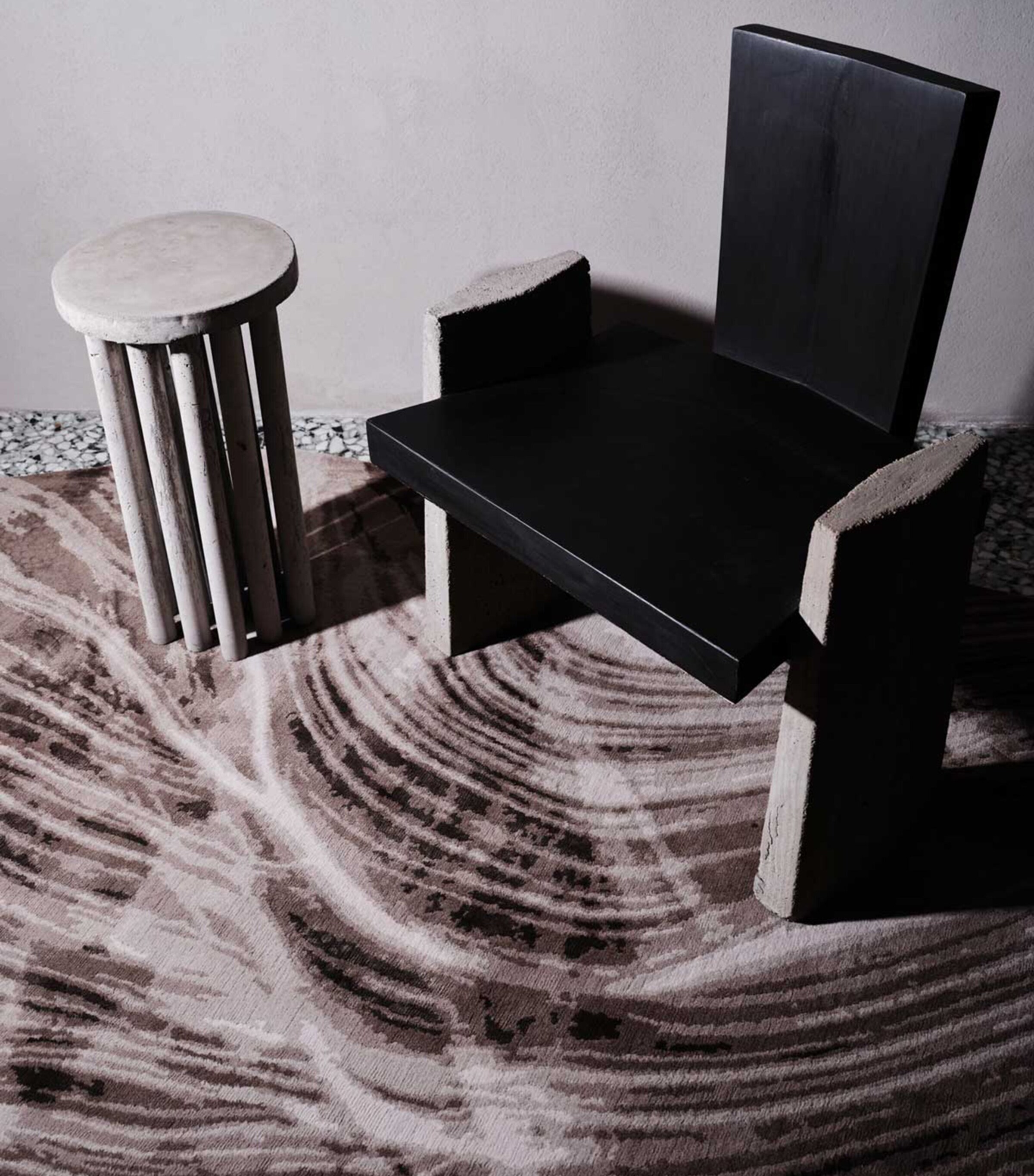 Wool-Silk Falls Graphite Shaped Rug (2.74m x 1.83m) GREY Image 4