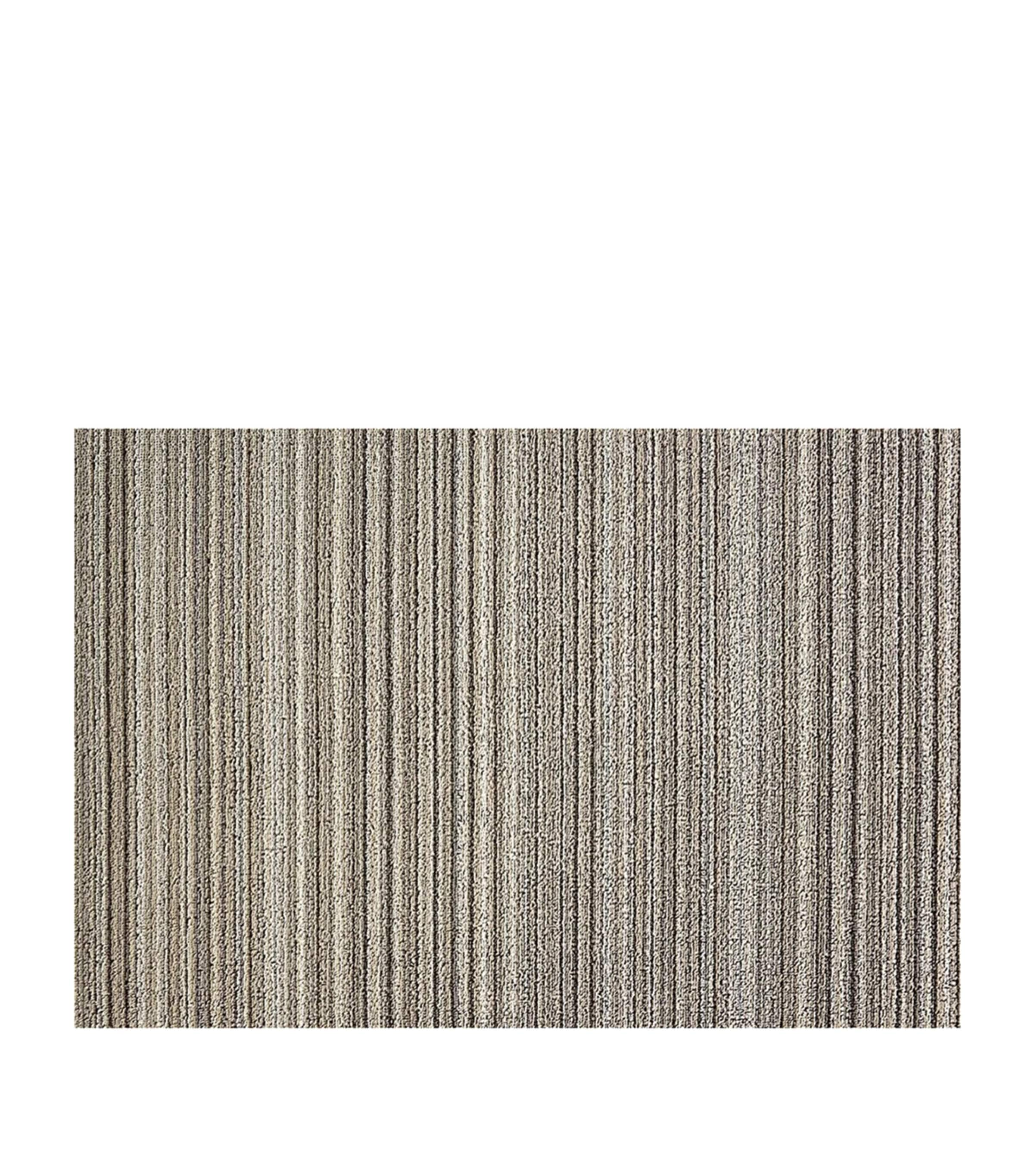 Chilewich Skinny Stripe Sharge Large Mat In Neutral