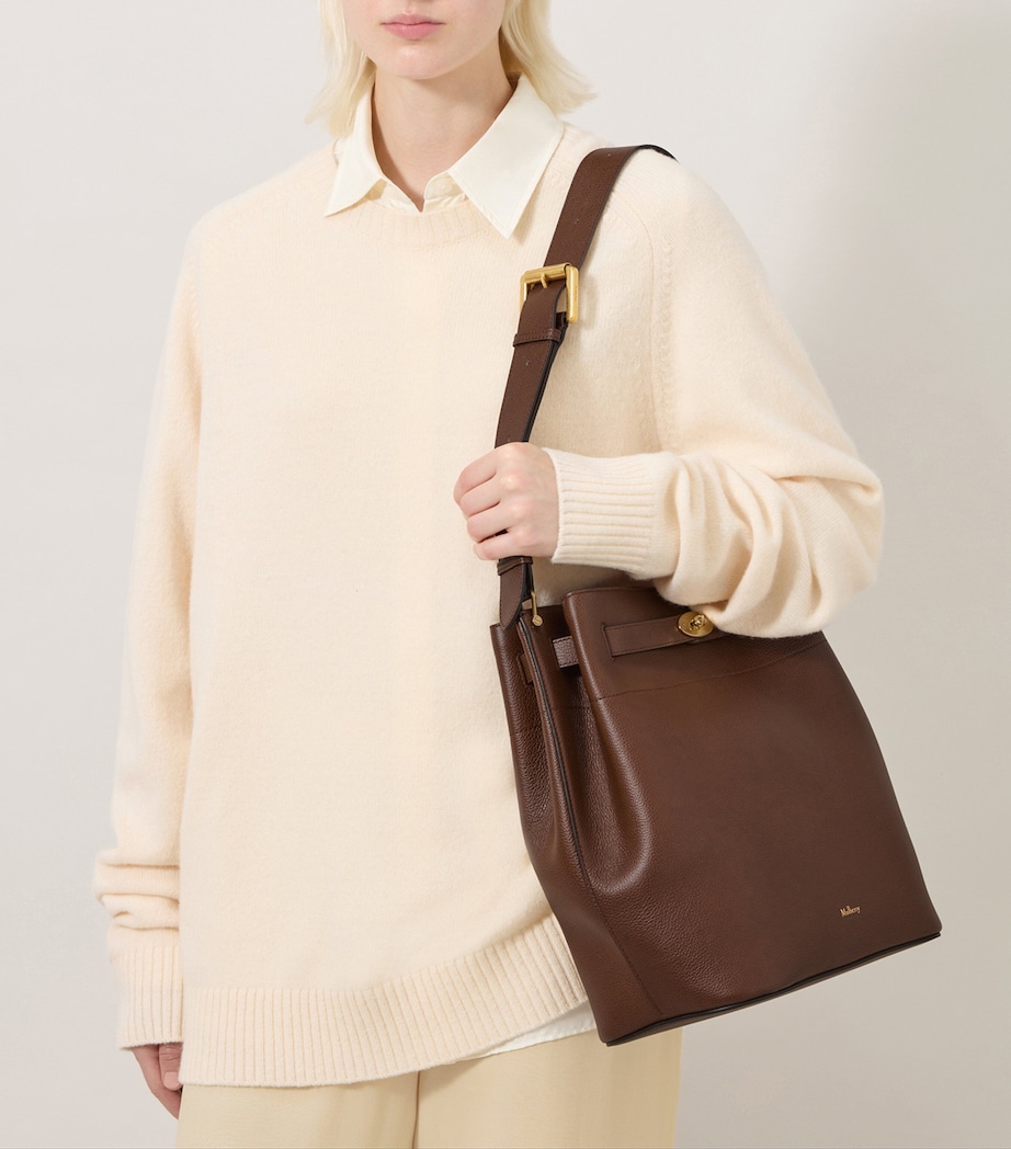 Large Leather Islington Bucket Bag OAK Image 6