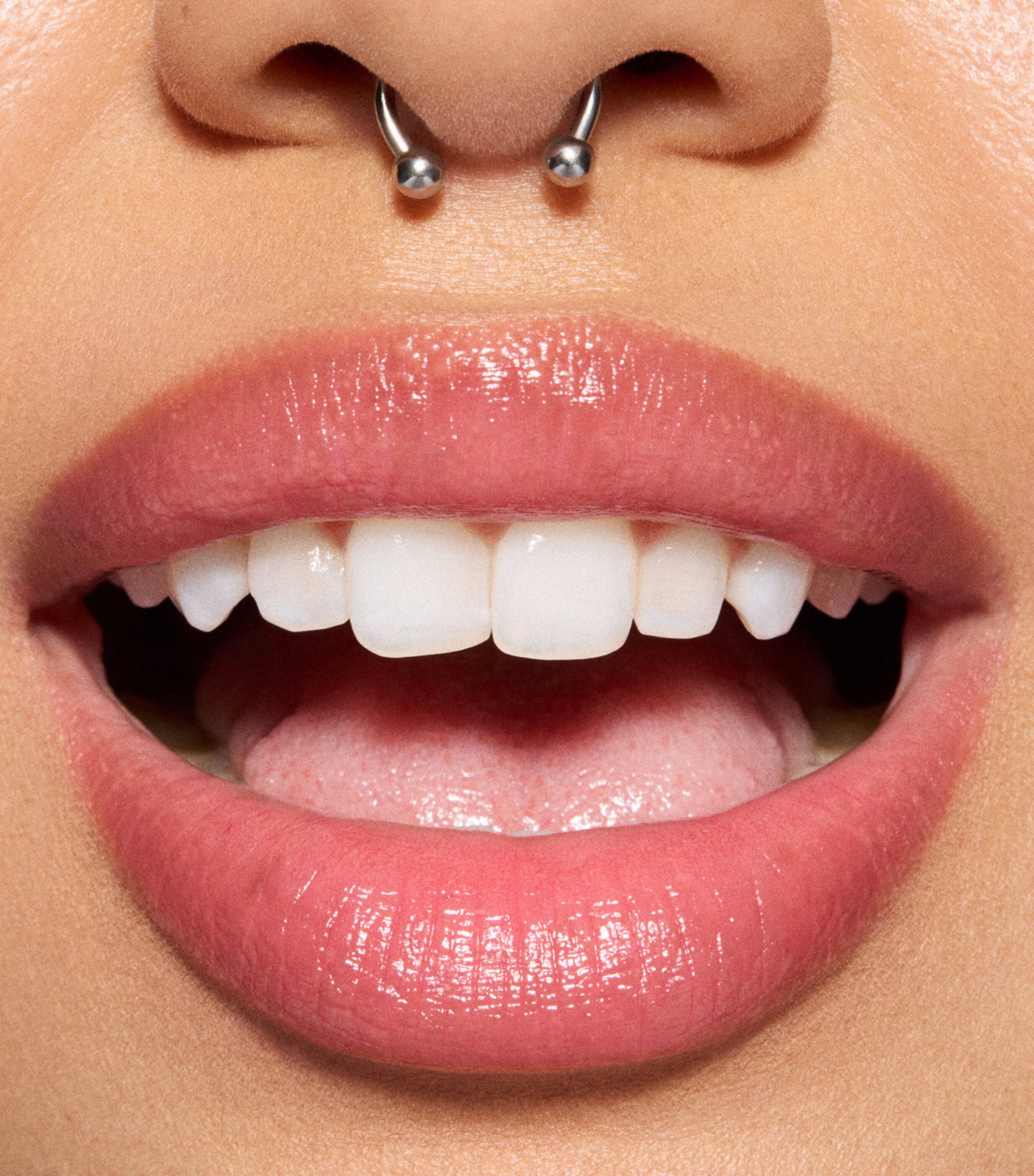 MAC Glow Play Tendertalk Lip Balm Smile Image 5