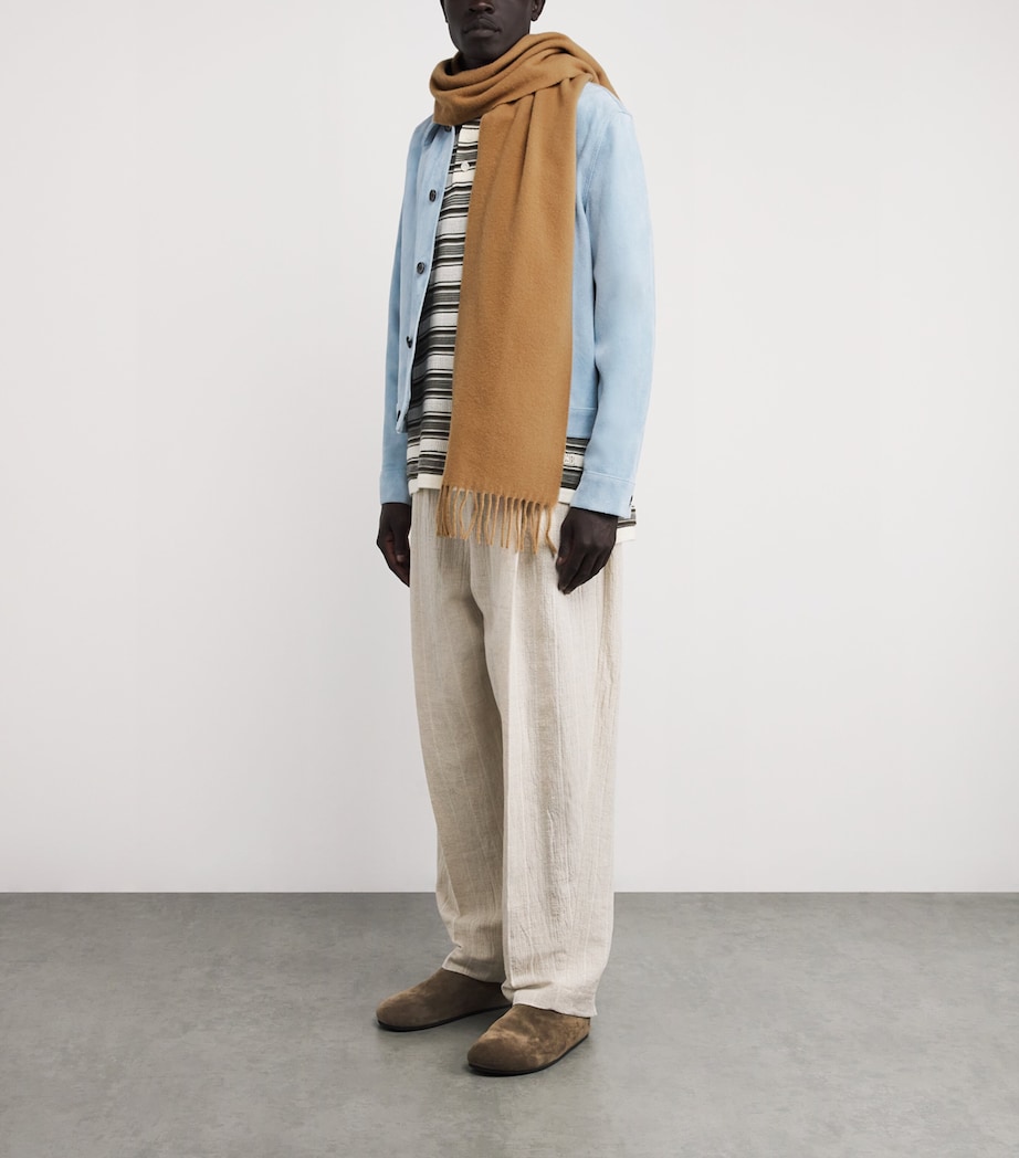 Wool Ami de Coeur Scarf 280 - CAMEL Image 2