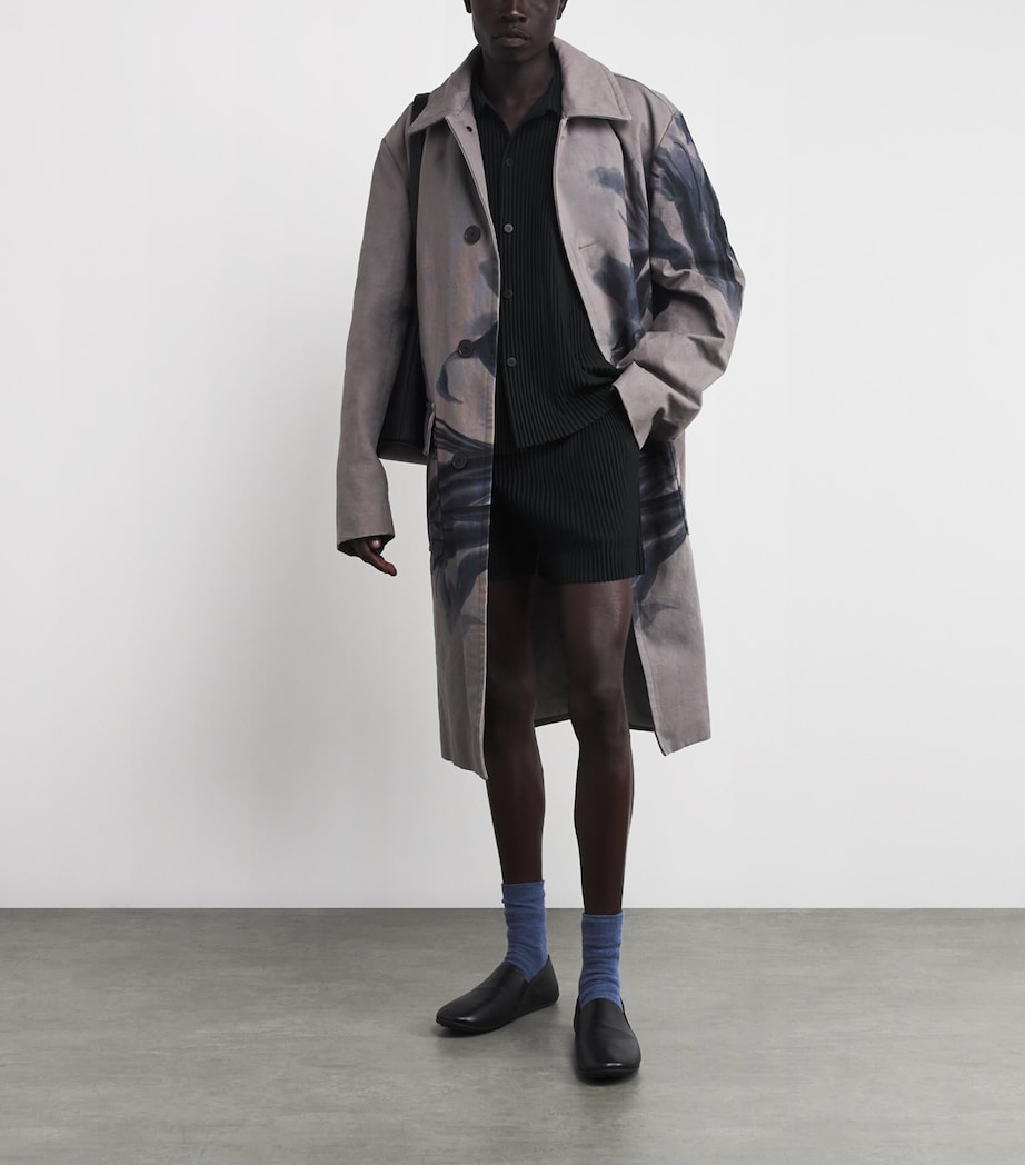 Homme Plissé Issey Miyake Mens Pleated Shorts Black Image 2