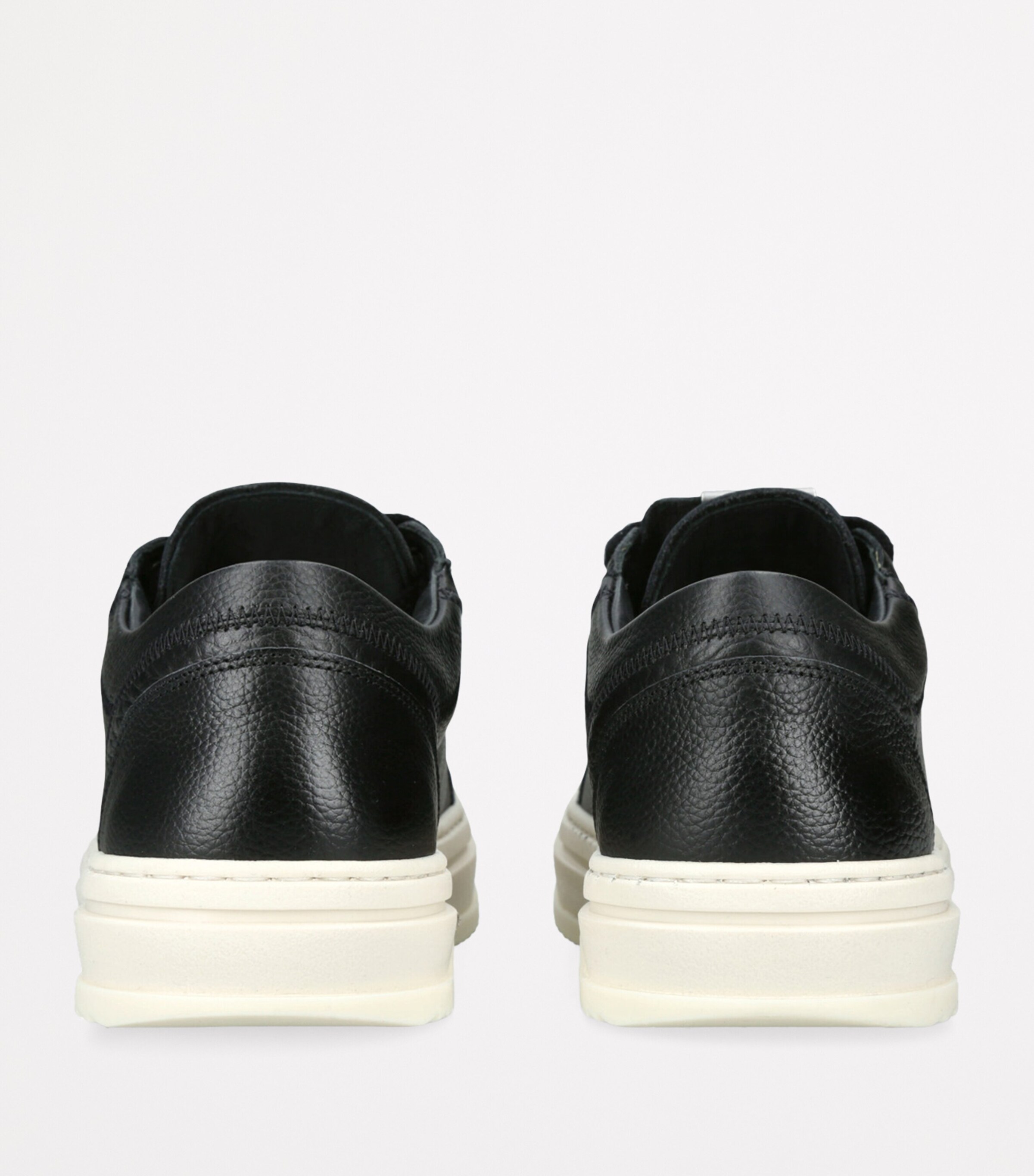 Tumbled Leather HTN Sneakers BLACK Image 2