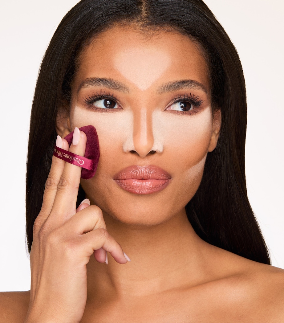 Charlotte Tilbury AIRbrush Flawless Blur Puff Duo Image 2