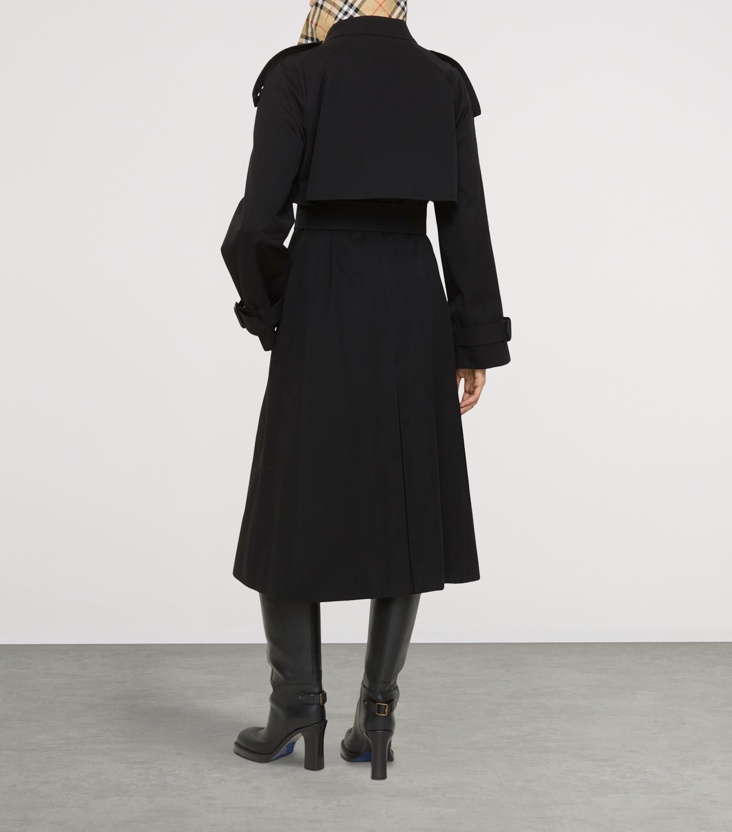 Burberry Black Long Gabardine Fitzrovia Trench Coat | Harrods AE