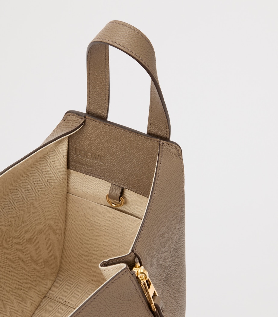 Leather Hammock Top-Handle Bag TAUPE Image 7