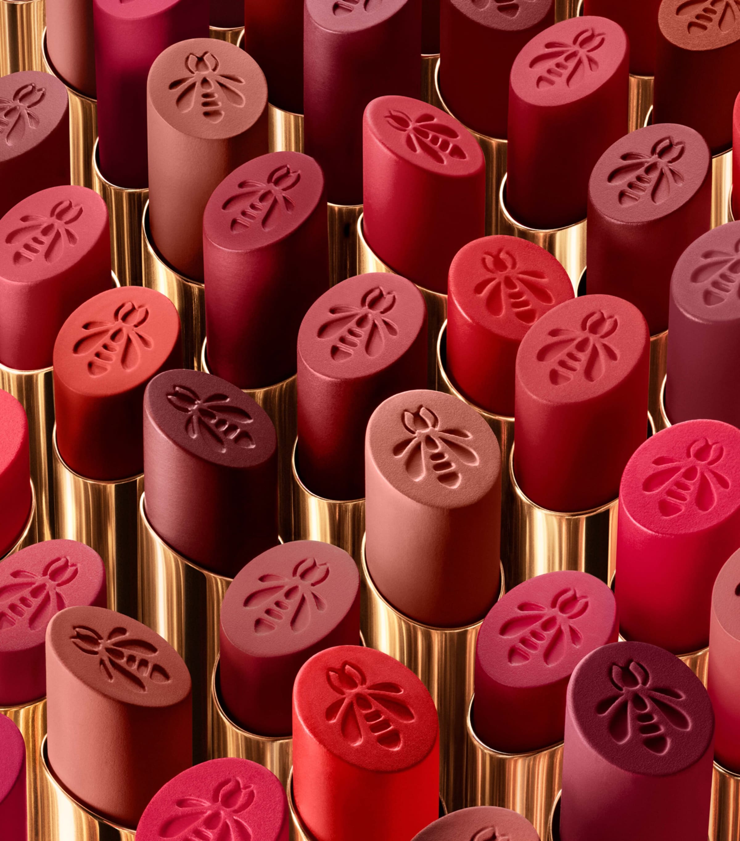 Guerlain KissKiss Honey-Infused Intense Lipstick Radiant Jasmine Image 7
