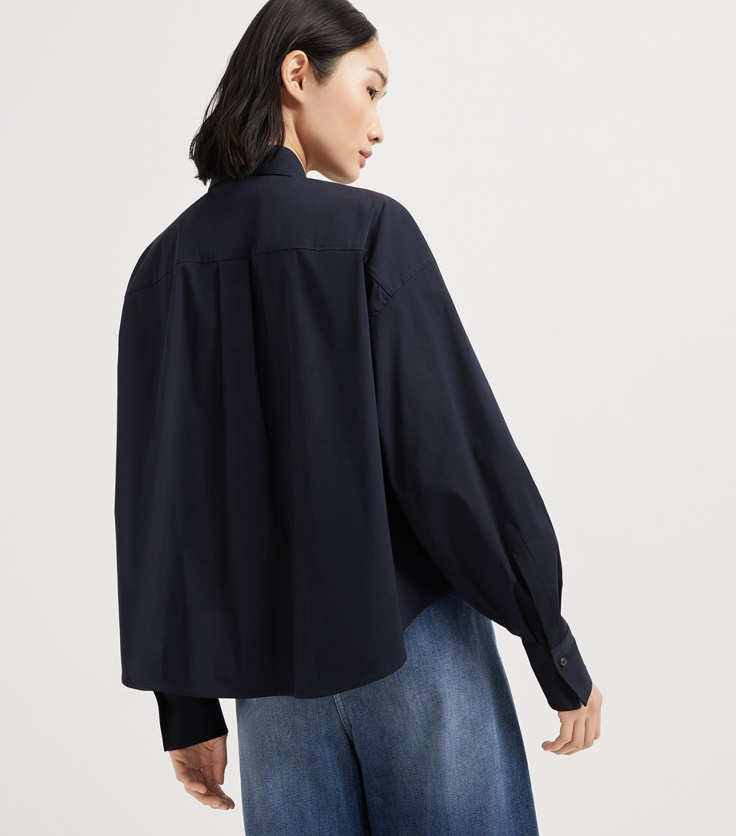 Cotton-Blend Cropped Shirt C7186 Image 3