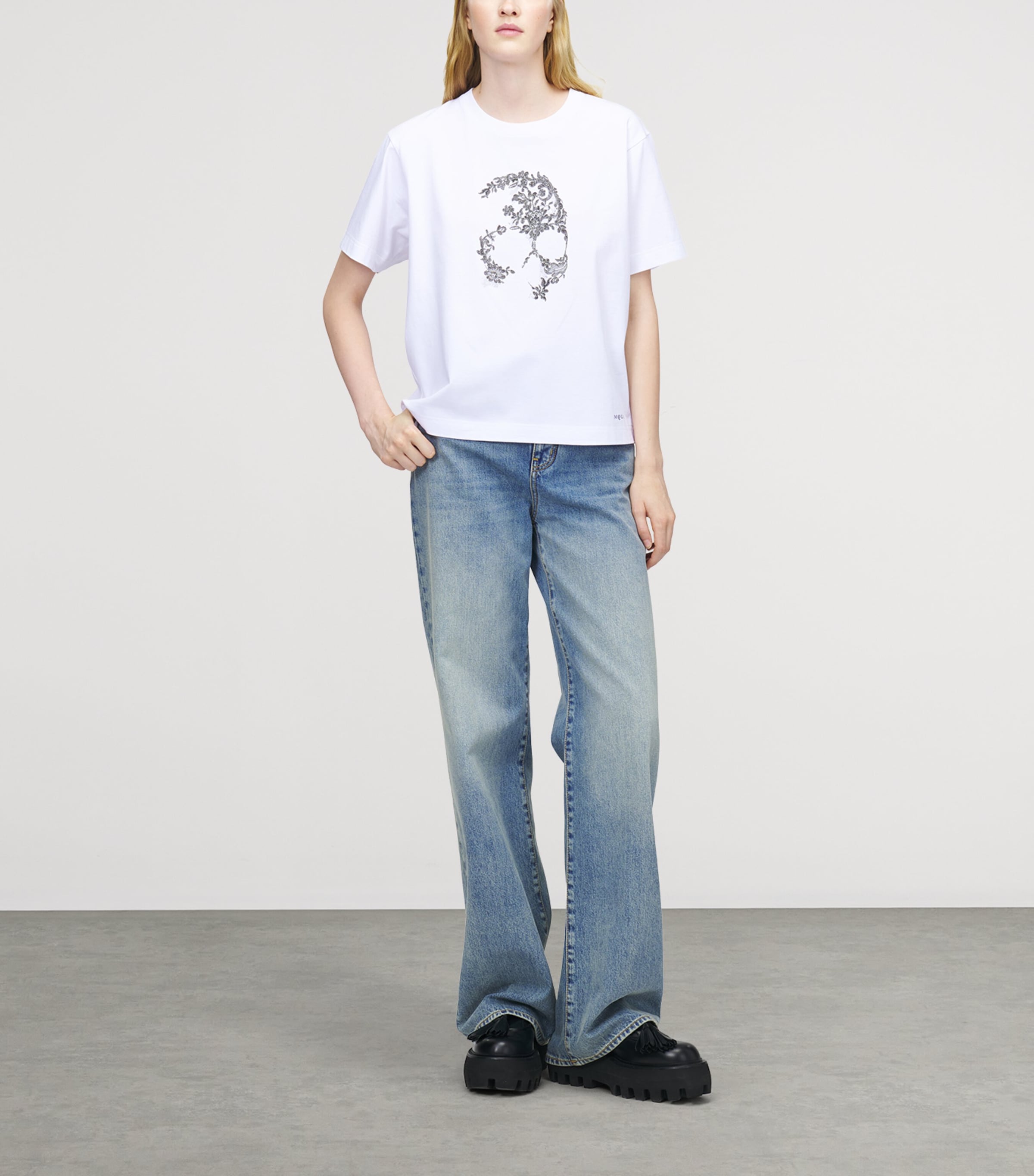 McQueen Womens Cotton Lace Skull T-Shirt Image 2