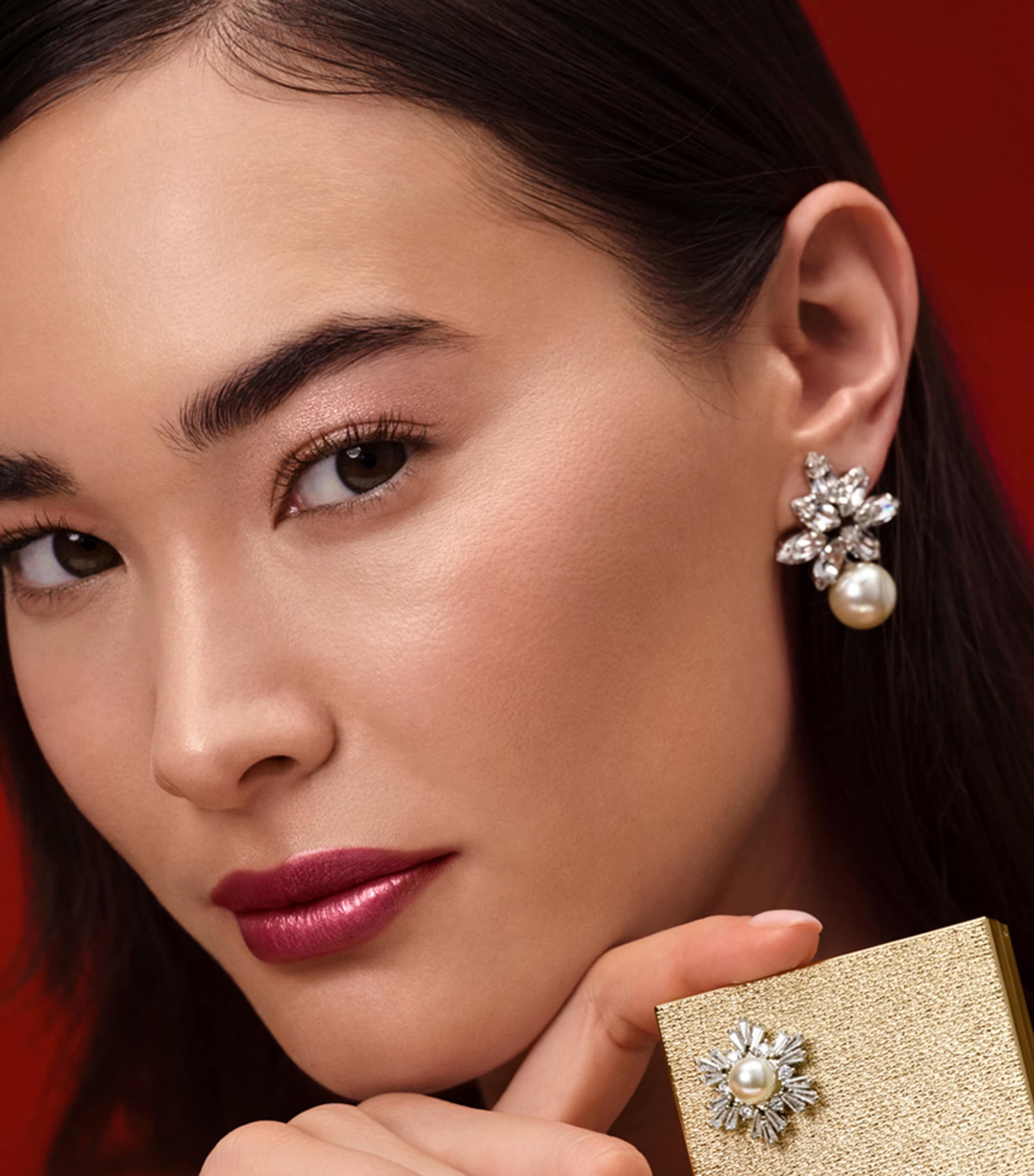 Chantecaille Cheek Light Highlighter Petale Image 3
