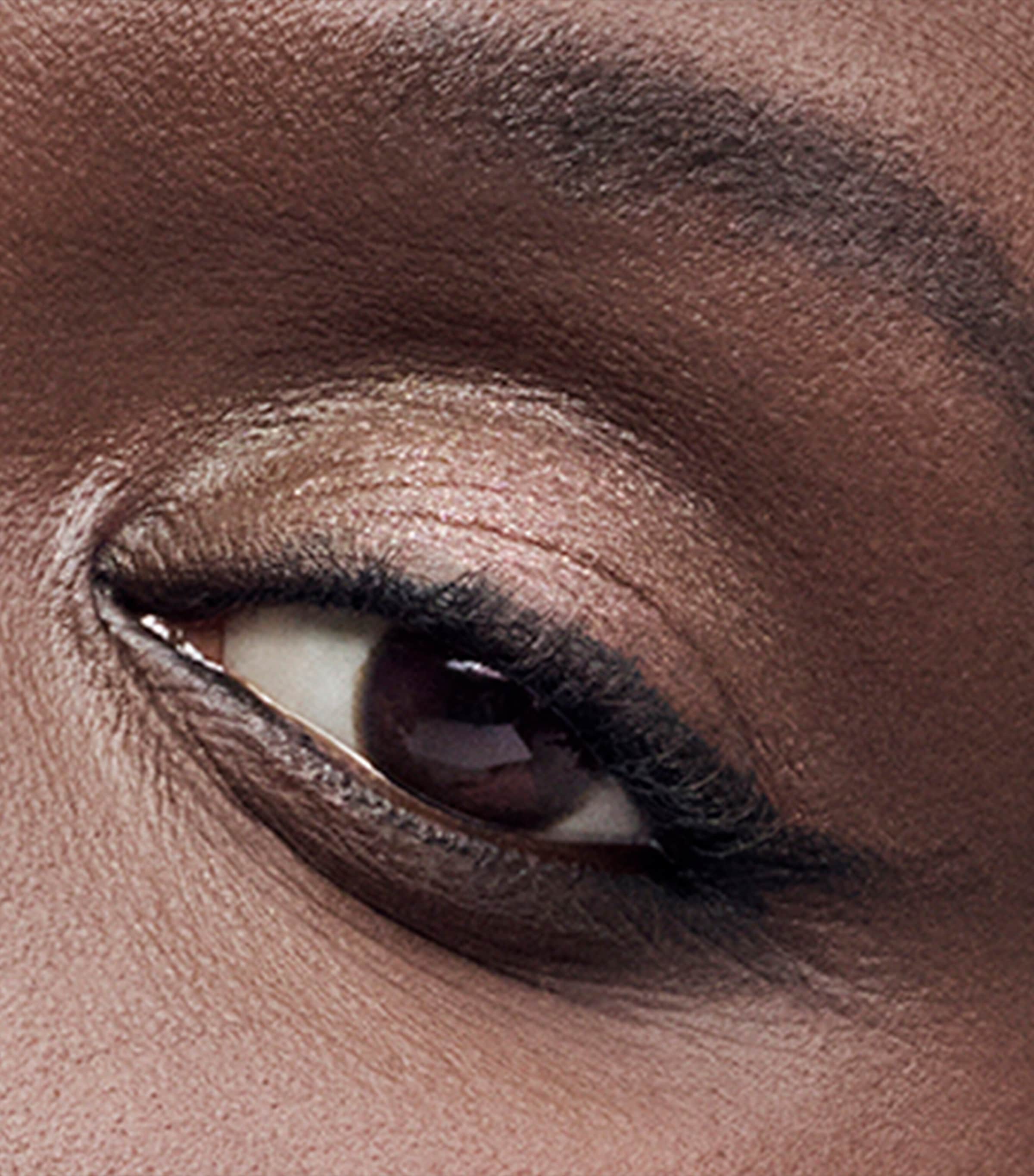 The Essential Eyeshadow Quad APRES SPREE Image 4