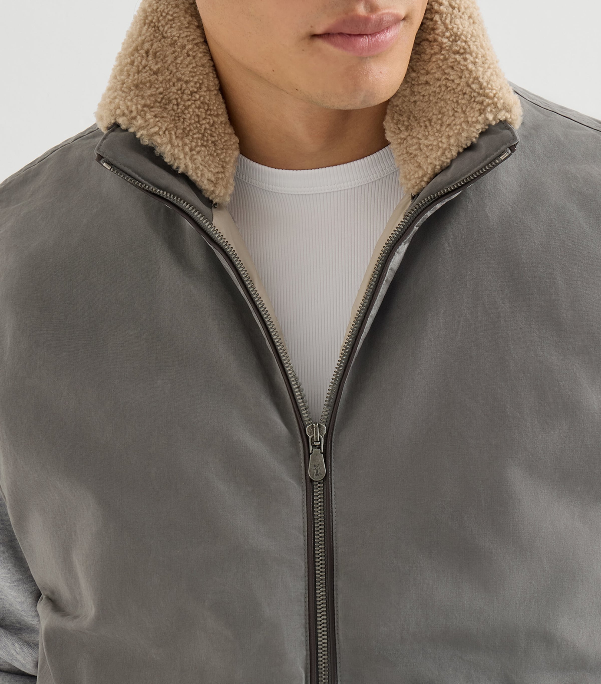 Brunello Cucinelli Mens Waxed Techno Down-Filled Gilet Image 6