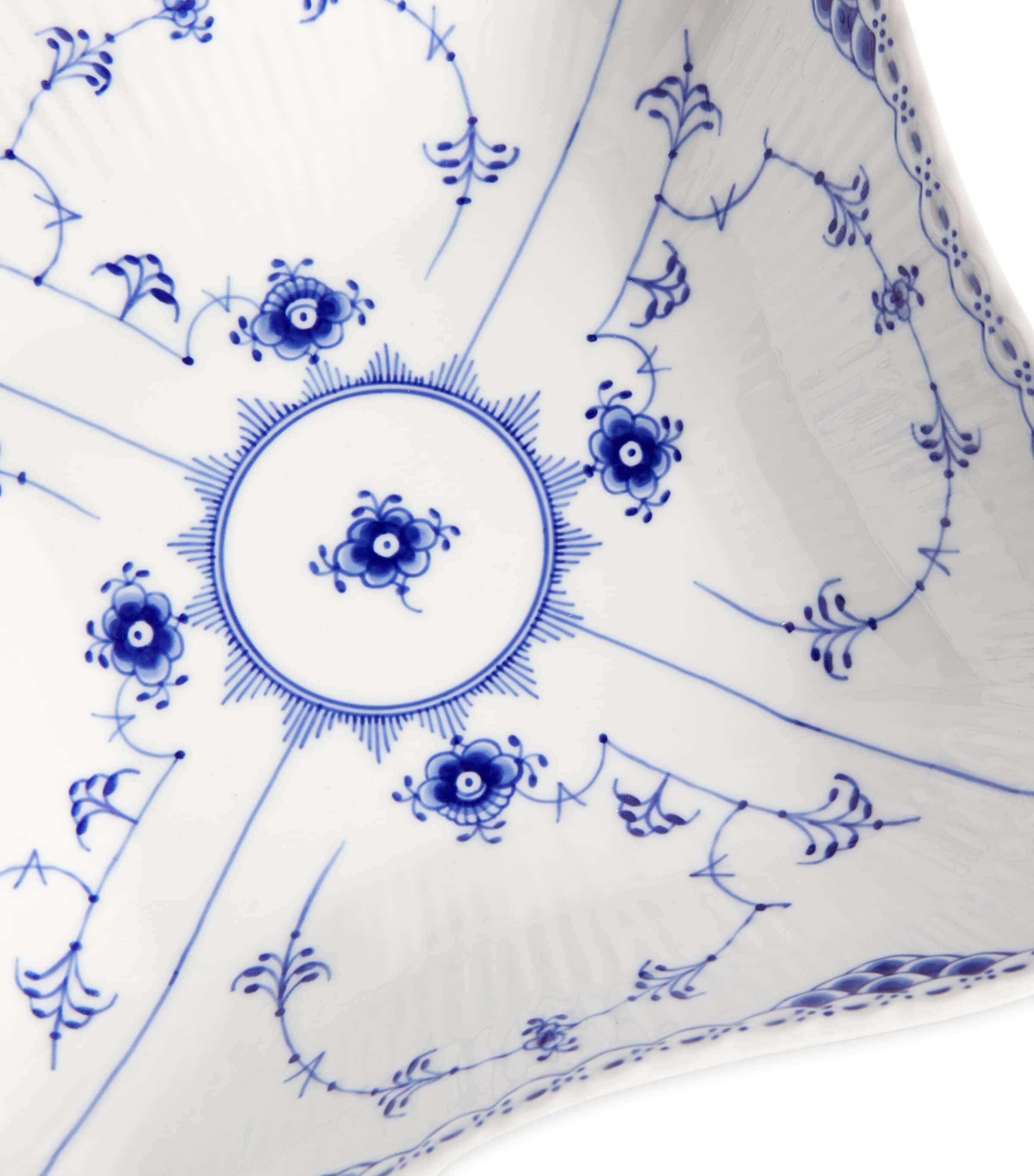 Blue Fluted Half Lace Square Bowl (21cm) BLUE Image 4