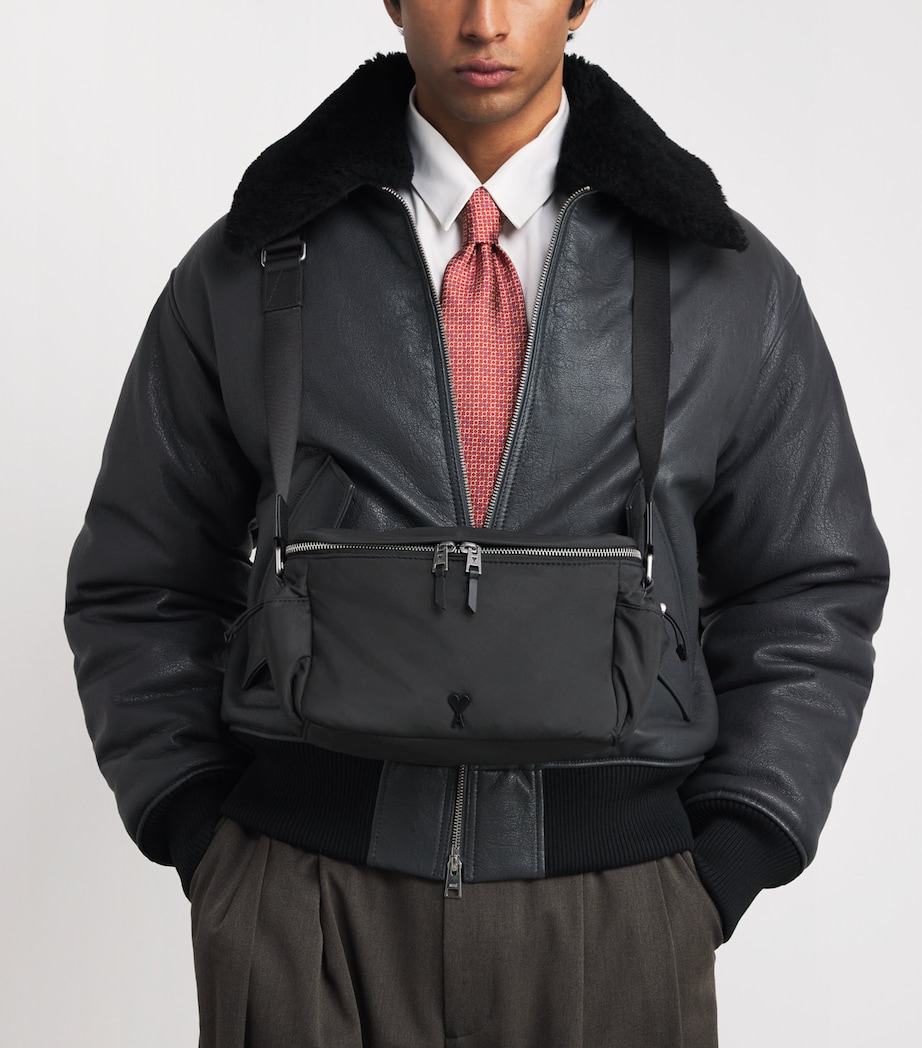 AMI Paris Ami de Coeur Messenger Bag Noir Image 5