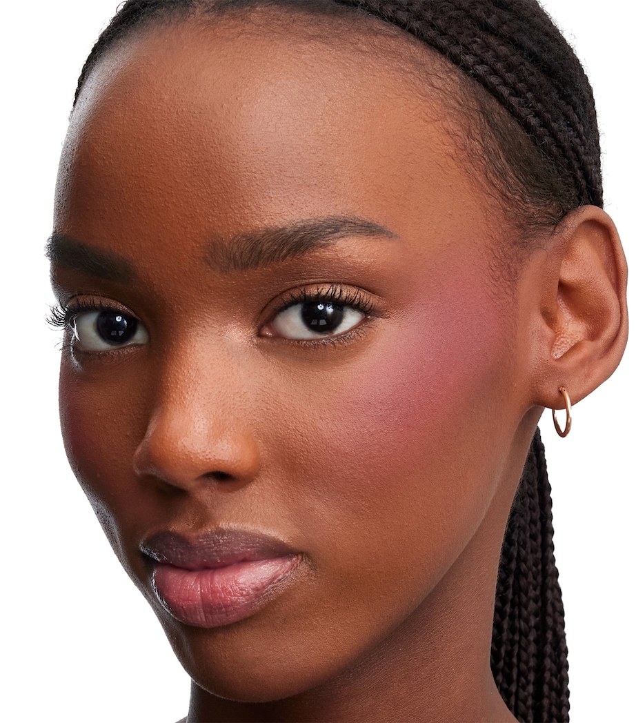 Make Me Blush Powder Blush BERRY BANG Image 3