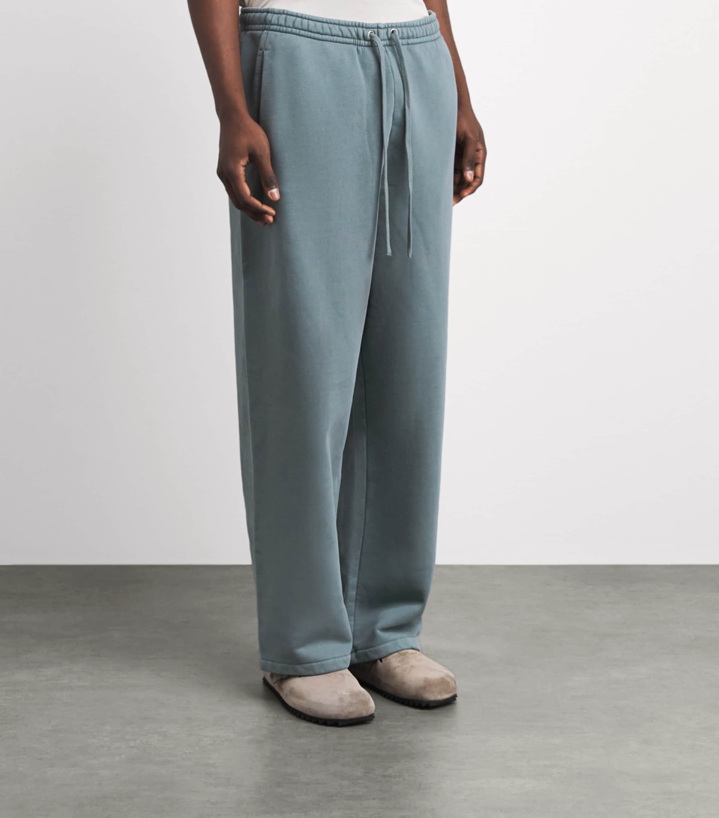 Skims Mens Heavy Fleece Relaxed Sweatpants Pt Pnt Truffle Image 4
