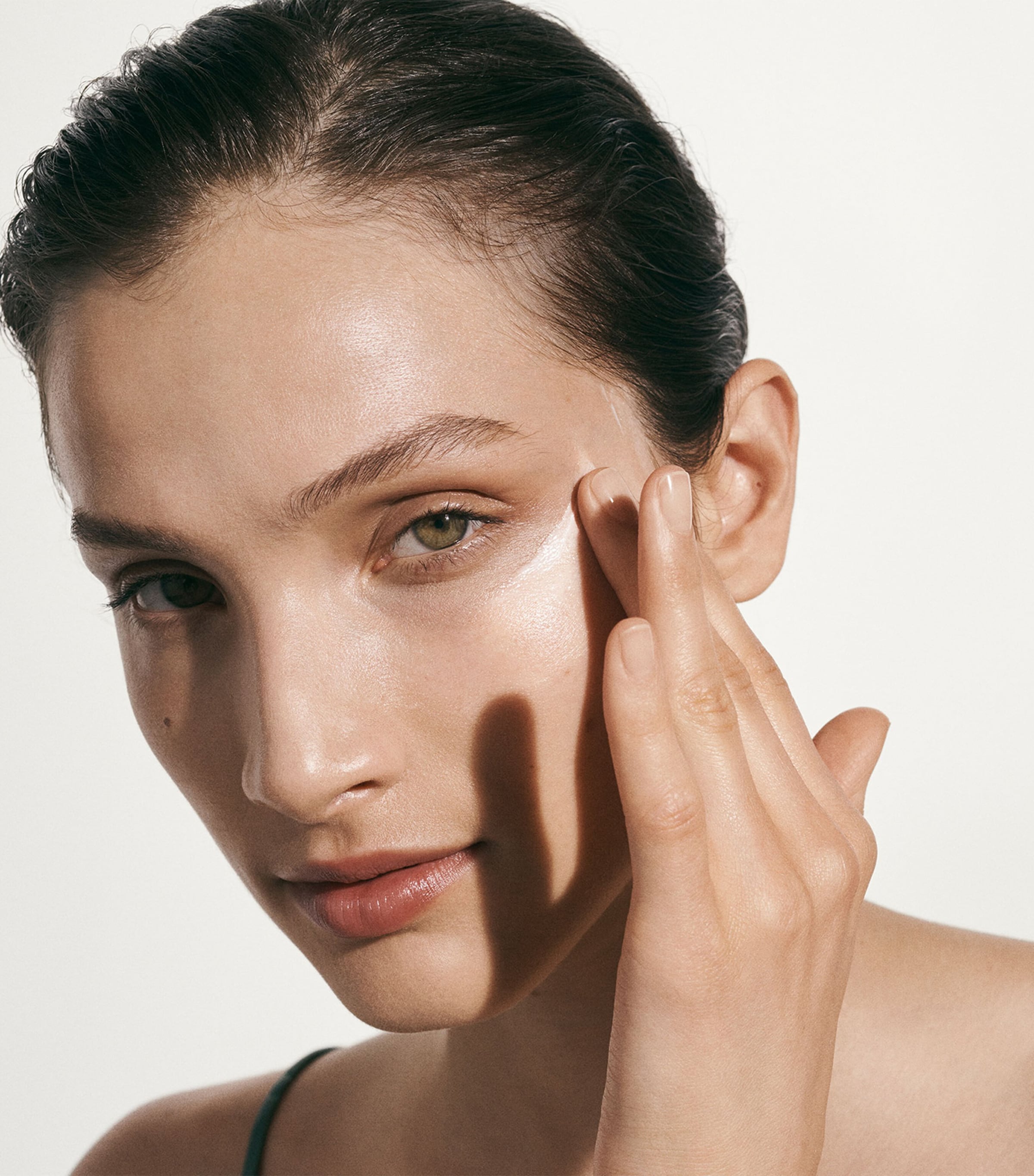 The Moisturizing Soft Cream (100ml) NO COLOUR Image 4