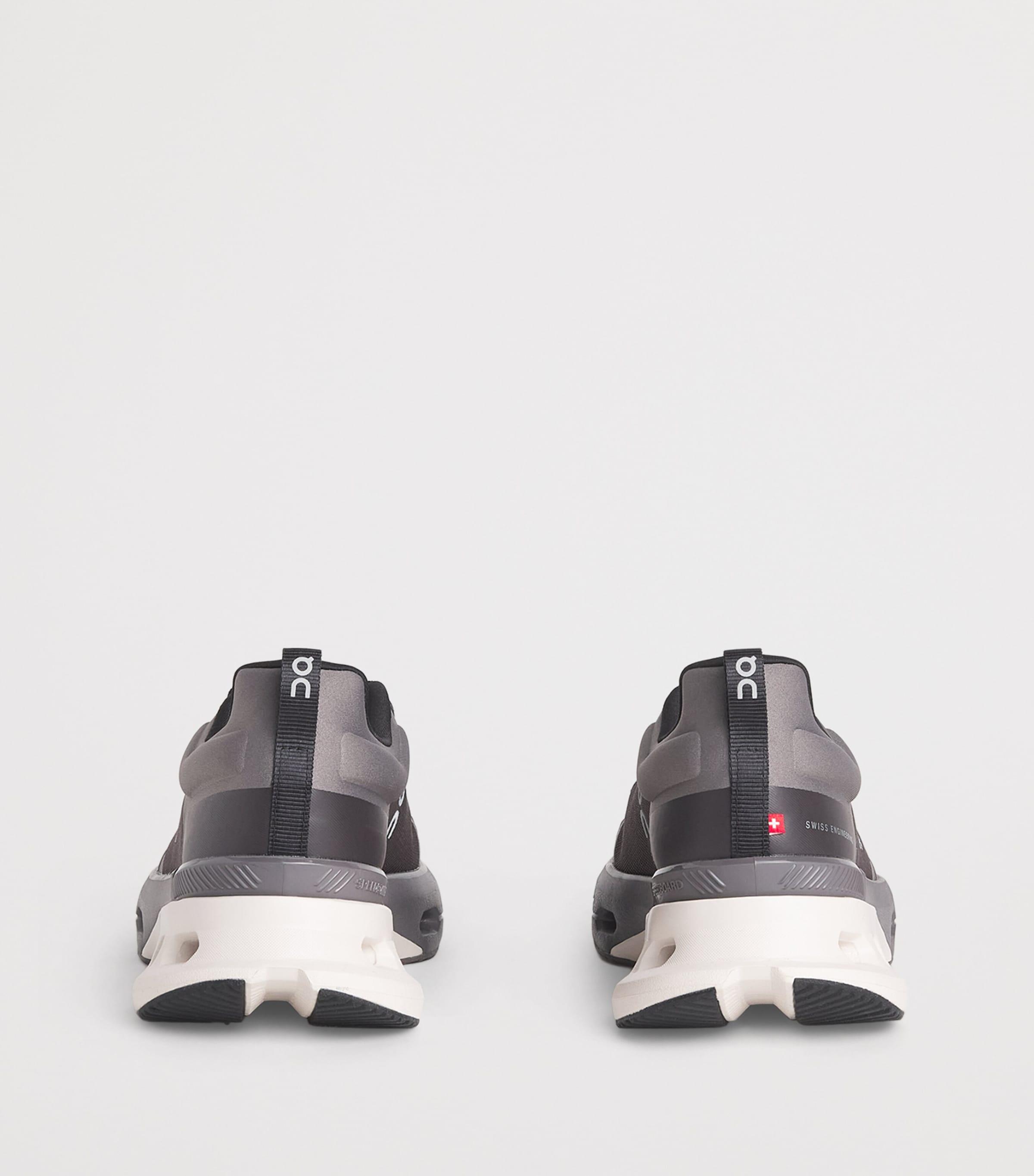 Cloudnova X Trainers PEBBLE | BLACK Image 4