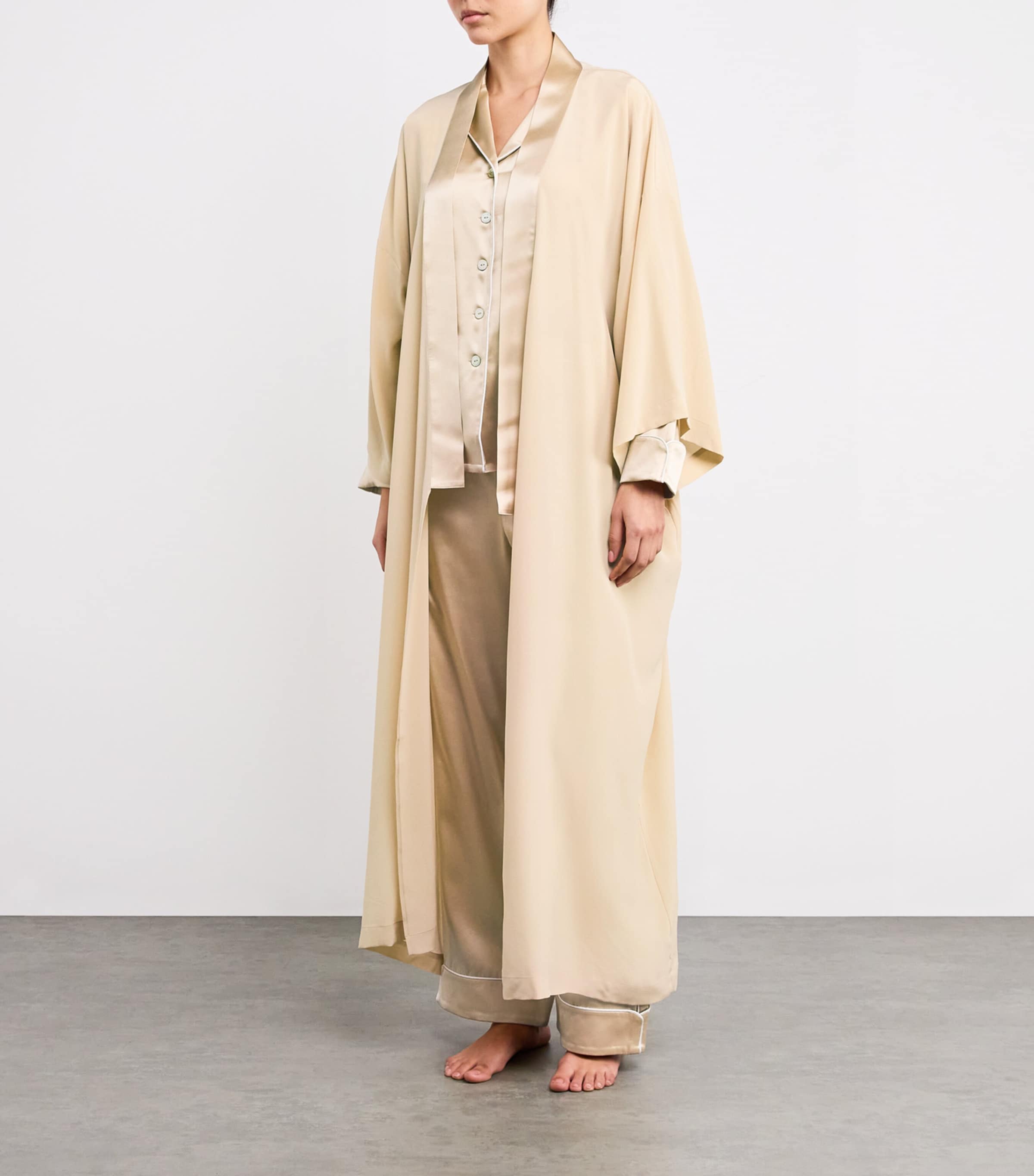 Silk Queenie Long Robe CARAMEL Image 2