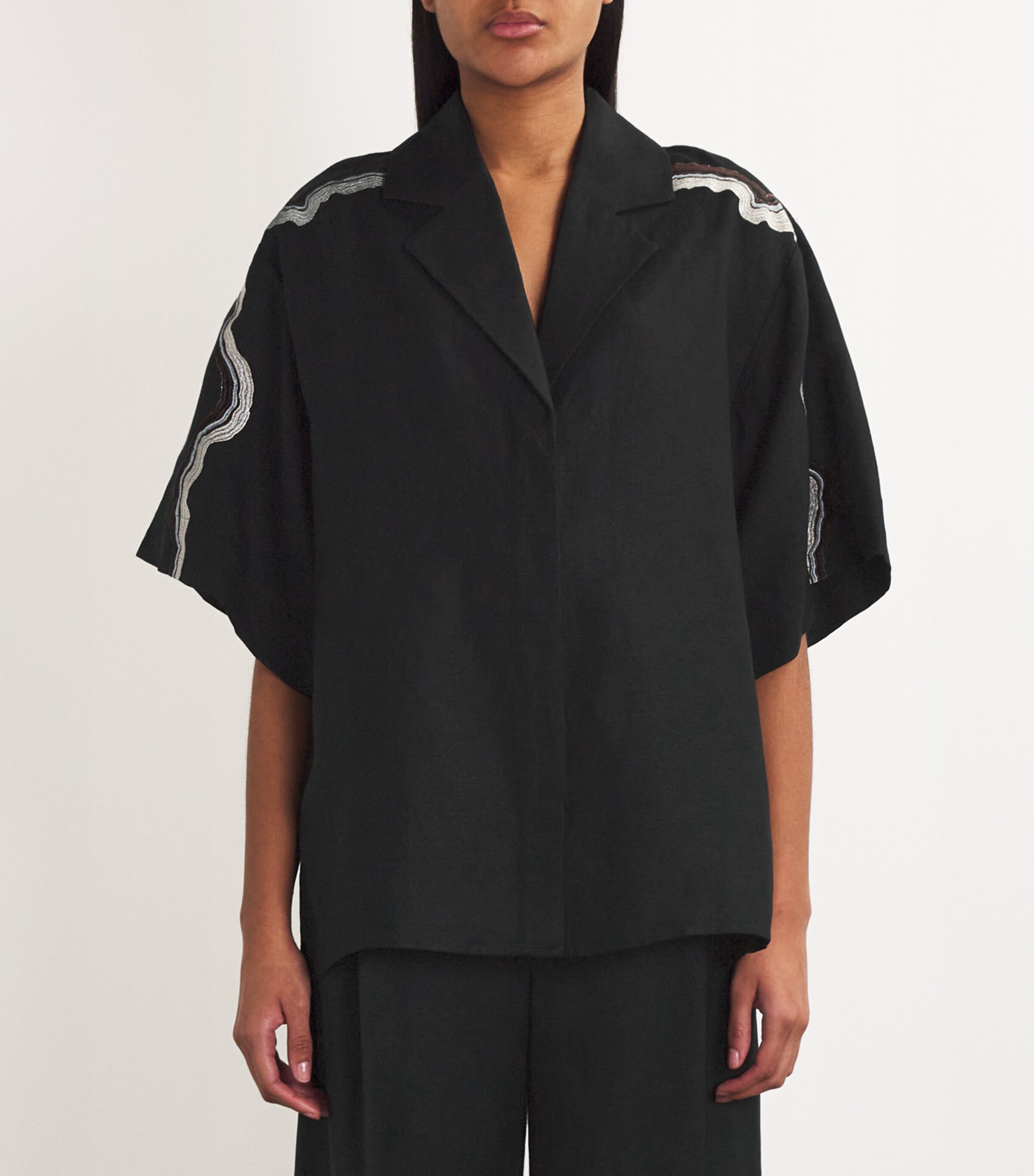 CAMILLA AND MARC Womens Linen-Blend Oversized Serene Shirt Dblkblack Image 3