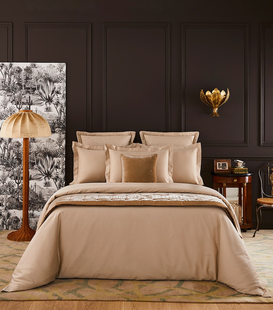 Triomphe Dune Bedcover (285cm x 250cm) DUNE Image 3