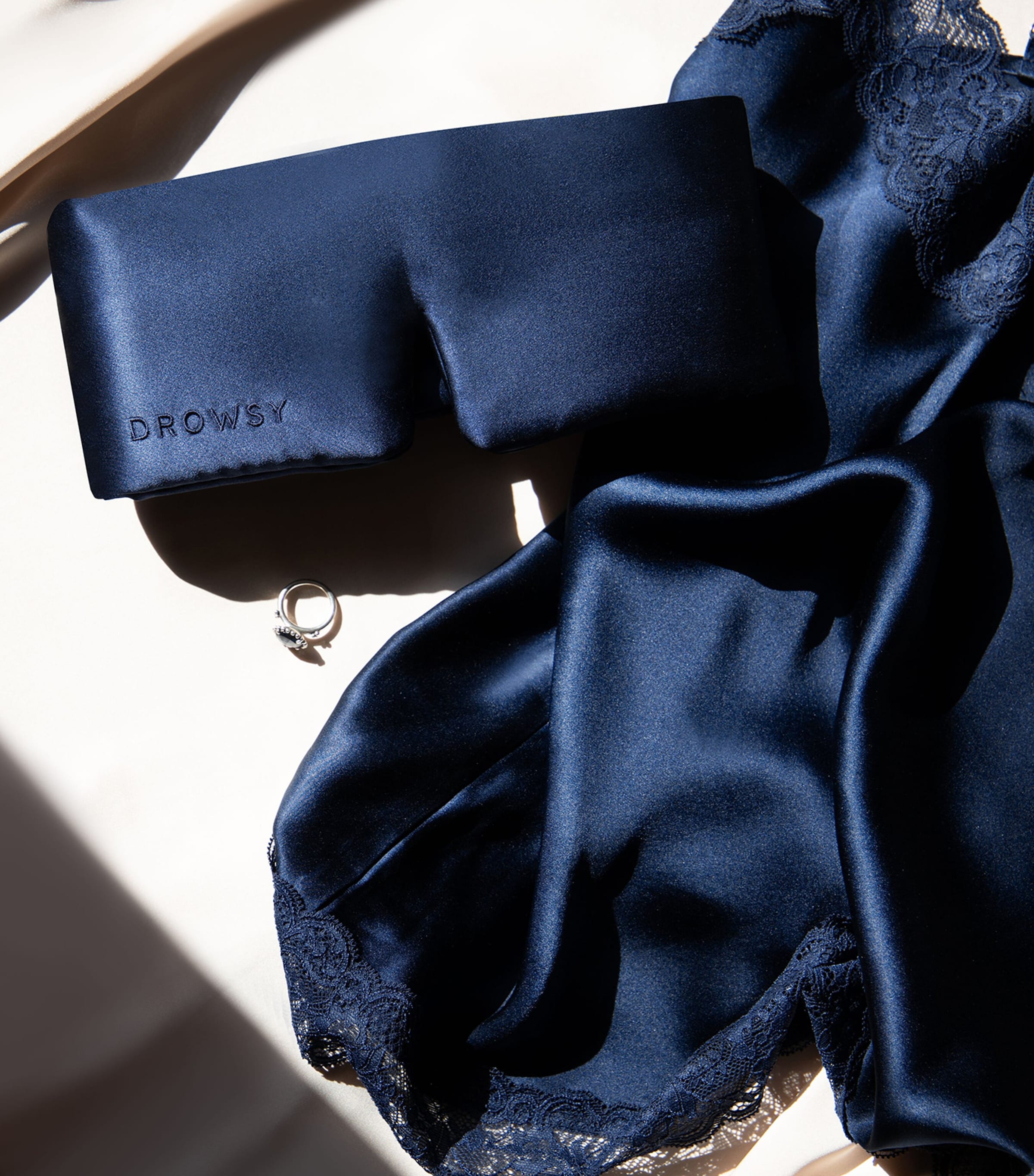 Silk Sleep Mask MIDNIGHT BLUE Image 3