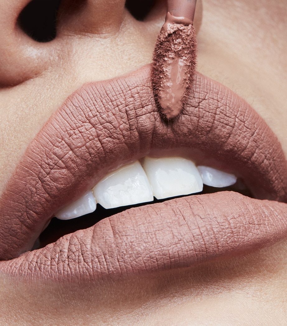 Retro Matte Liquid Lipcolour BURNT SPICE Image 4