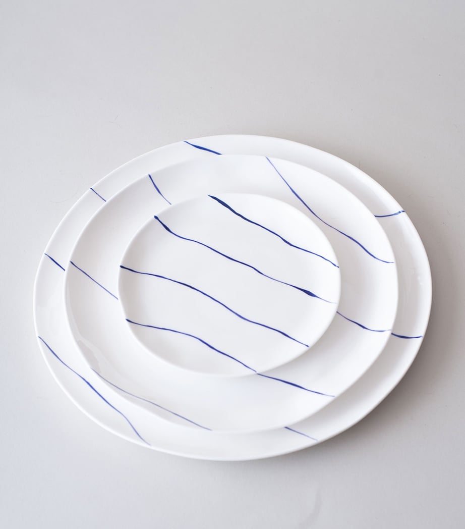 Stripe Dinner Plate (28.5cm) STRIPED Image 3