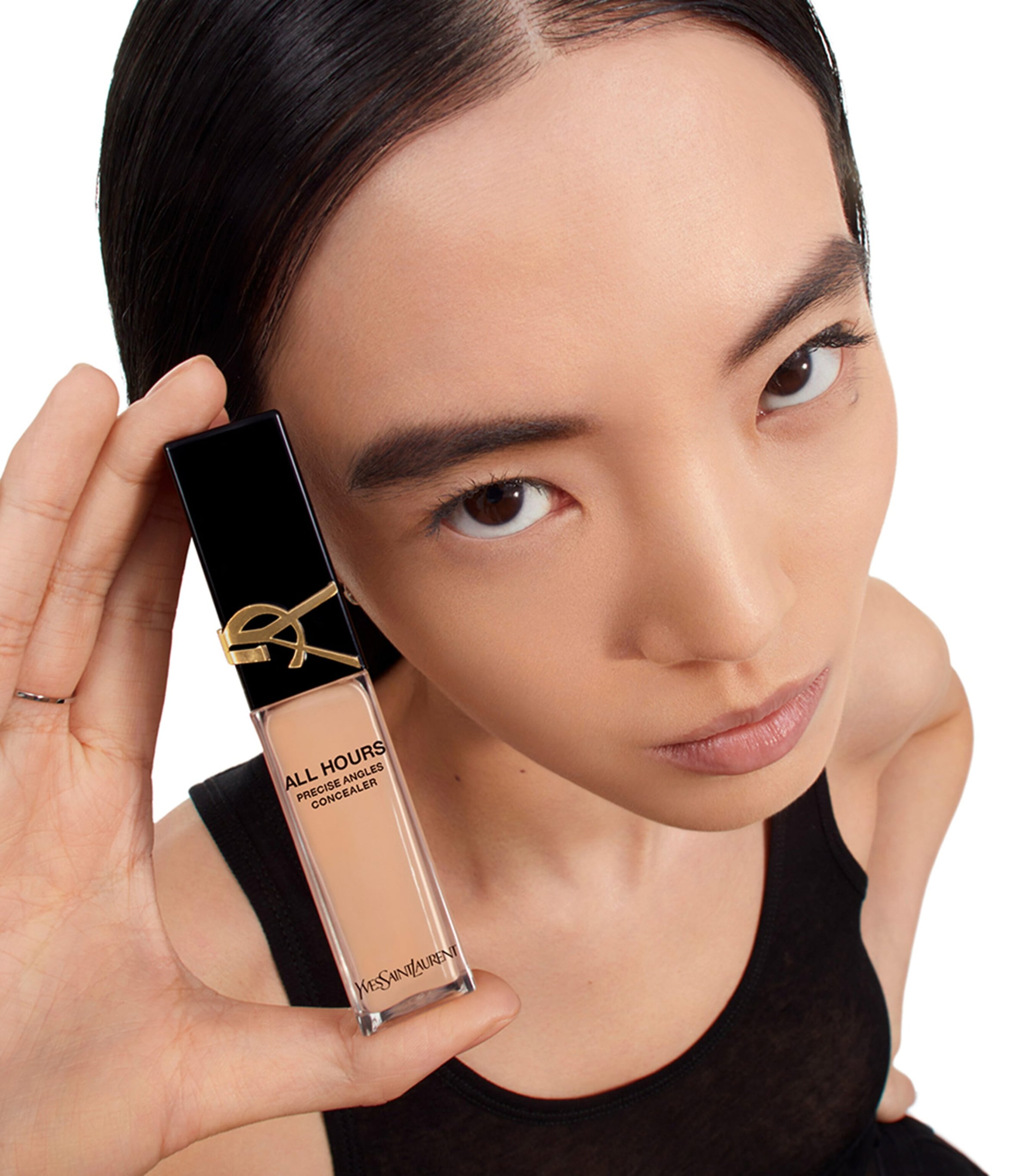 YSL All Hours Precise Angles Concealer Image 3