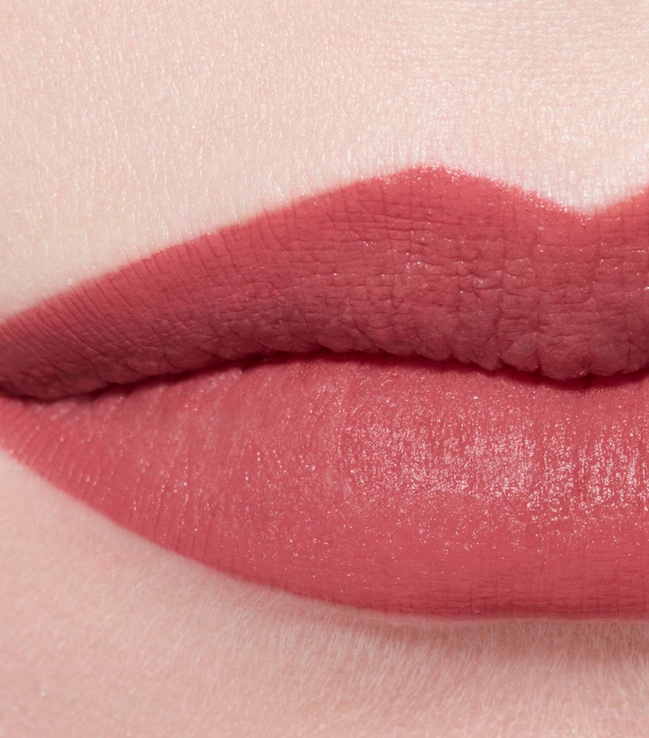 CHANEL ROUGE ALLURE VELVET LIMITED EDITION – Luminous Matte Lip Colour Image 5