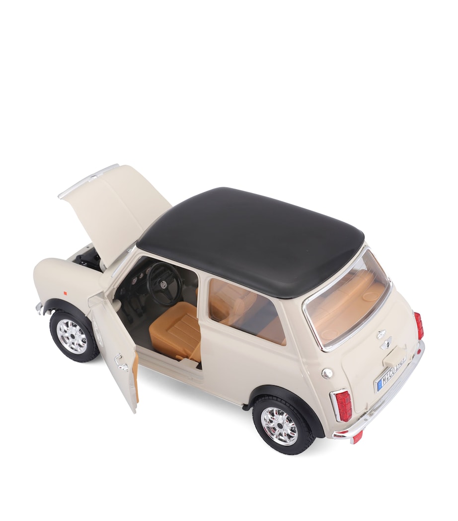 Bburago 1969 Mini Cooper 1:18 Model Image 6