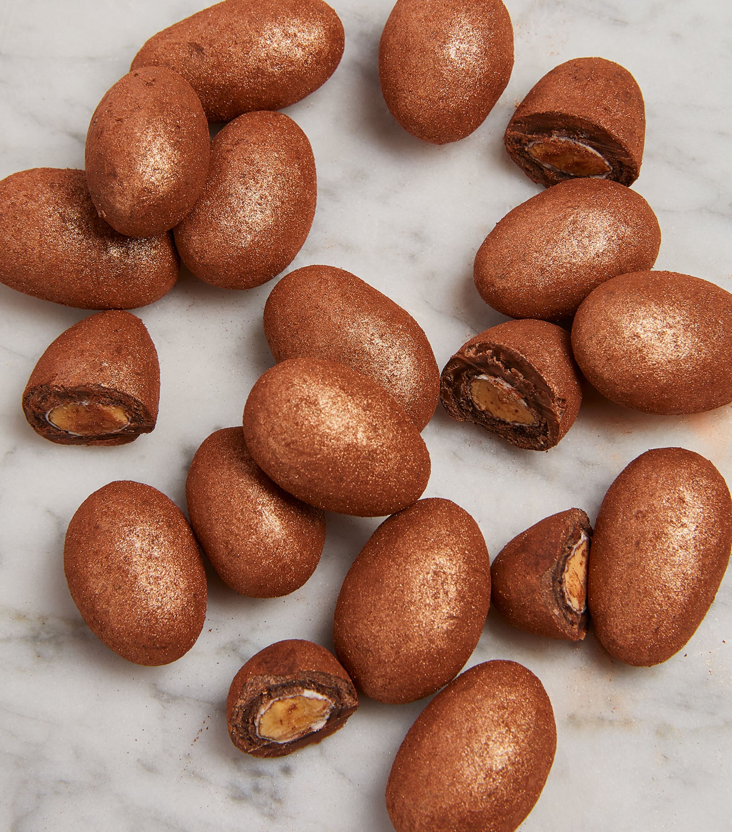 Rose Gold Cocoa-Dusted Almonds (325g) NO COLOUR Image 4