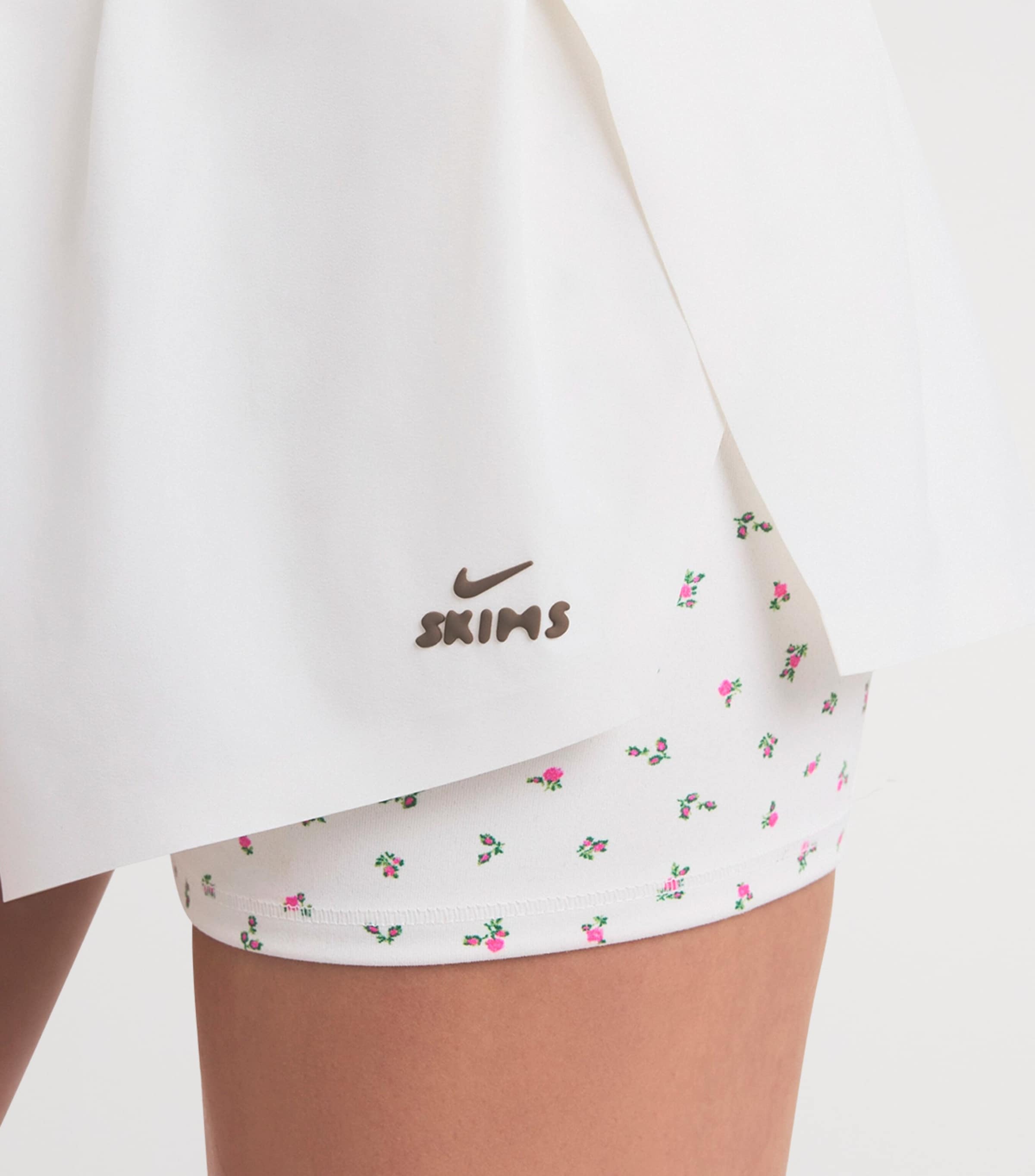 NikeSKIMS Womens NikeSKIMS Runner Shorts Ivory Image 4