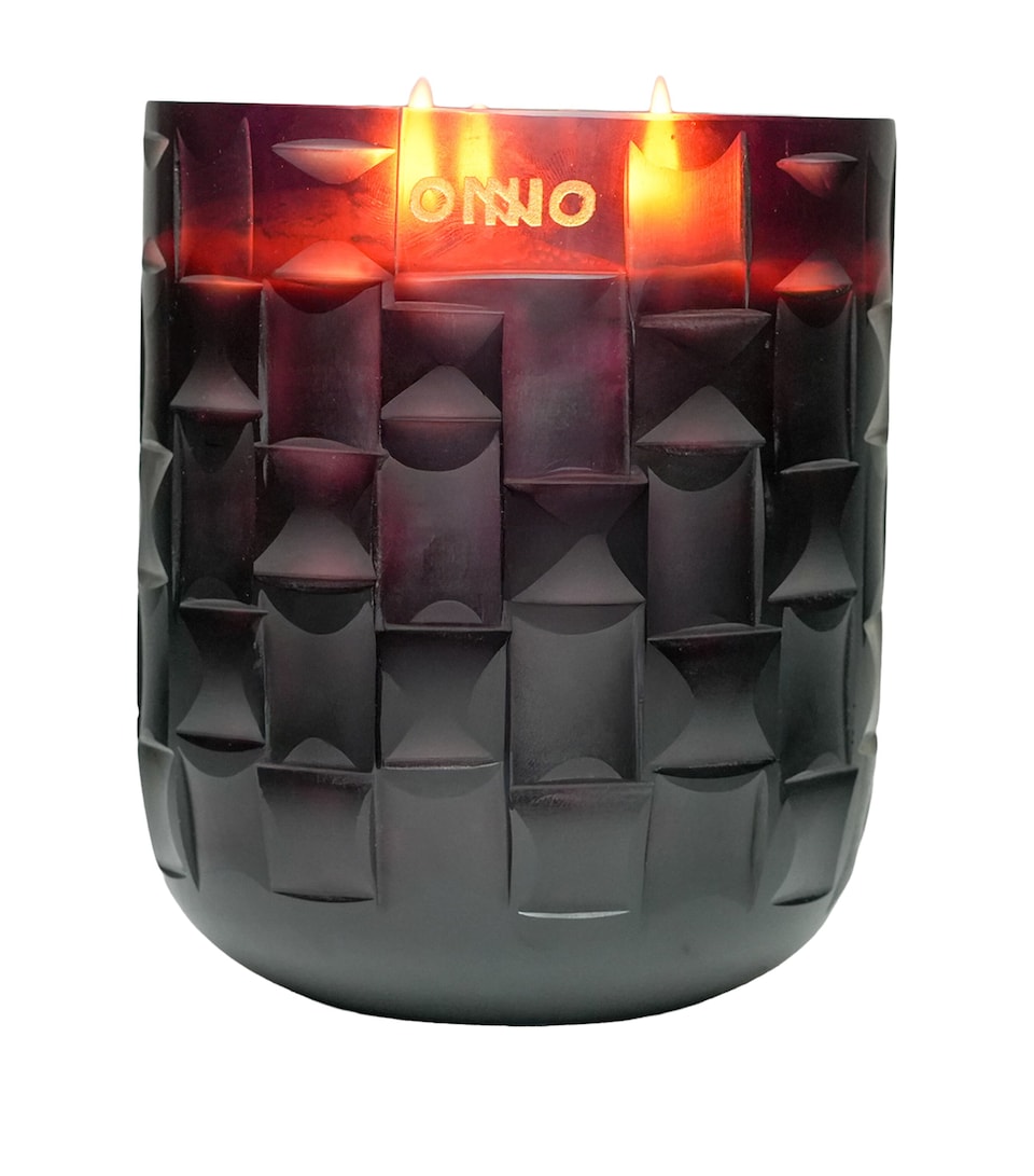 Onno Small Chess Burgundy Cashmere Candle Burgundy