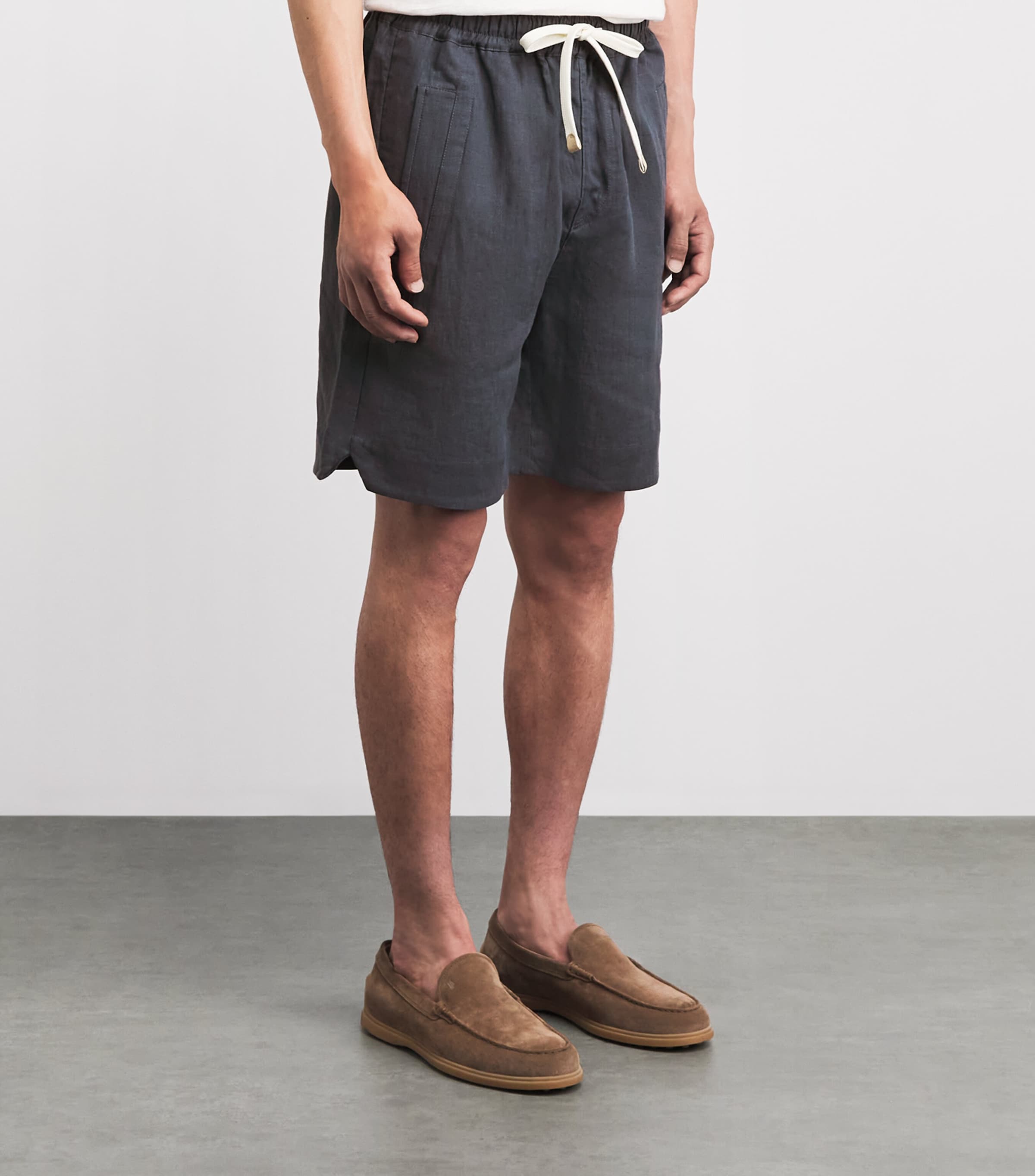 Eleventy Mens Bermuda Chino Shorts Nero Image 4